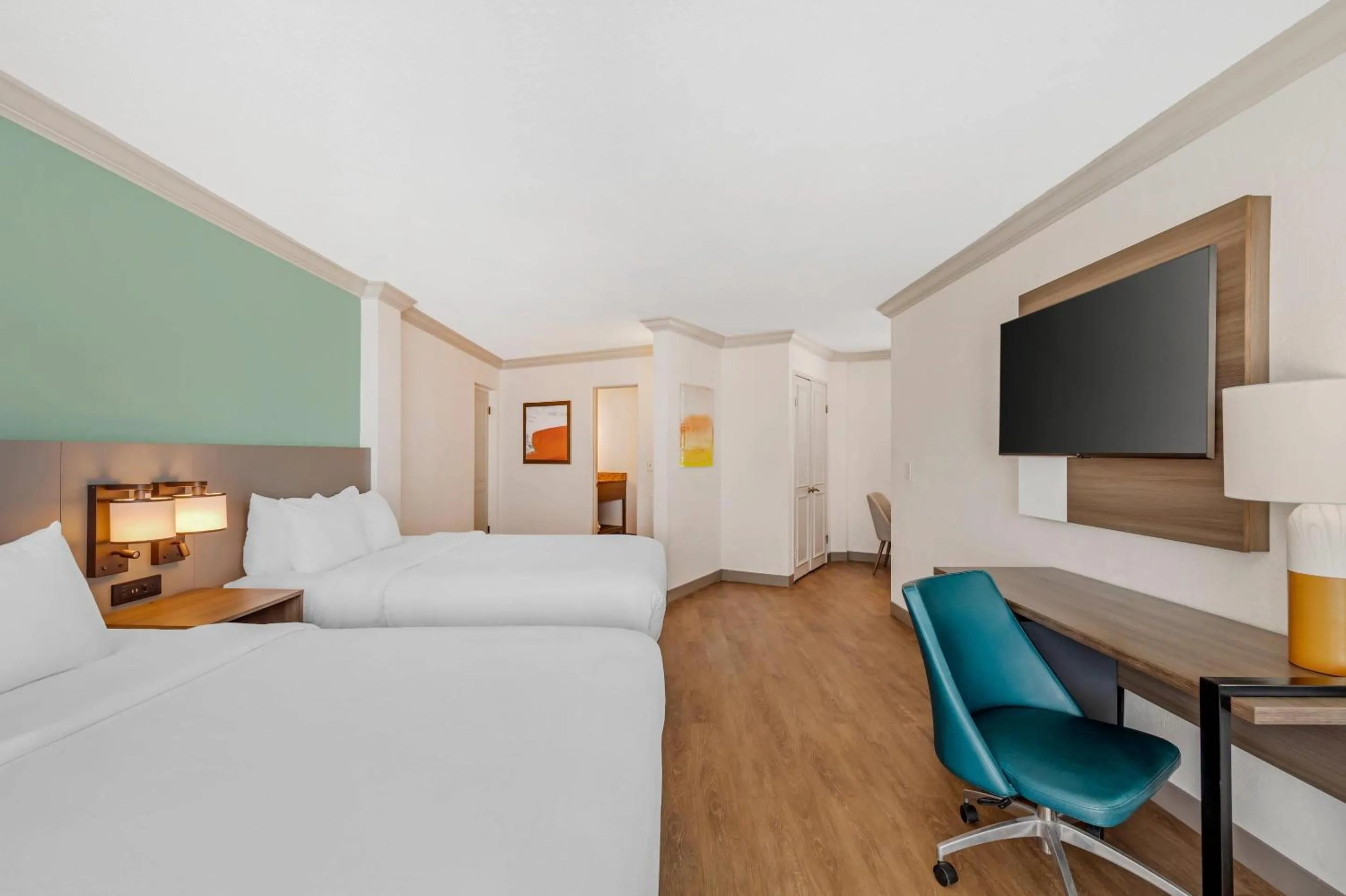 Bedroom, Bed in Comfort Inn & Suites Ormond Beach Oceanfront