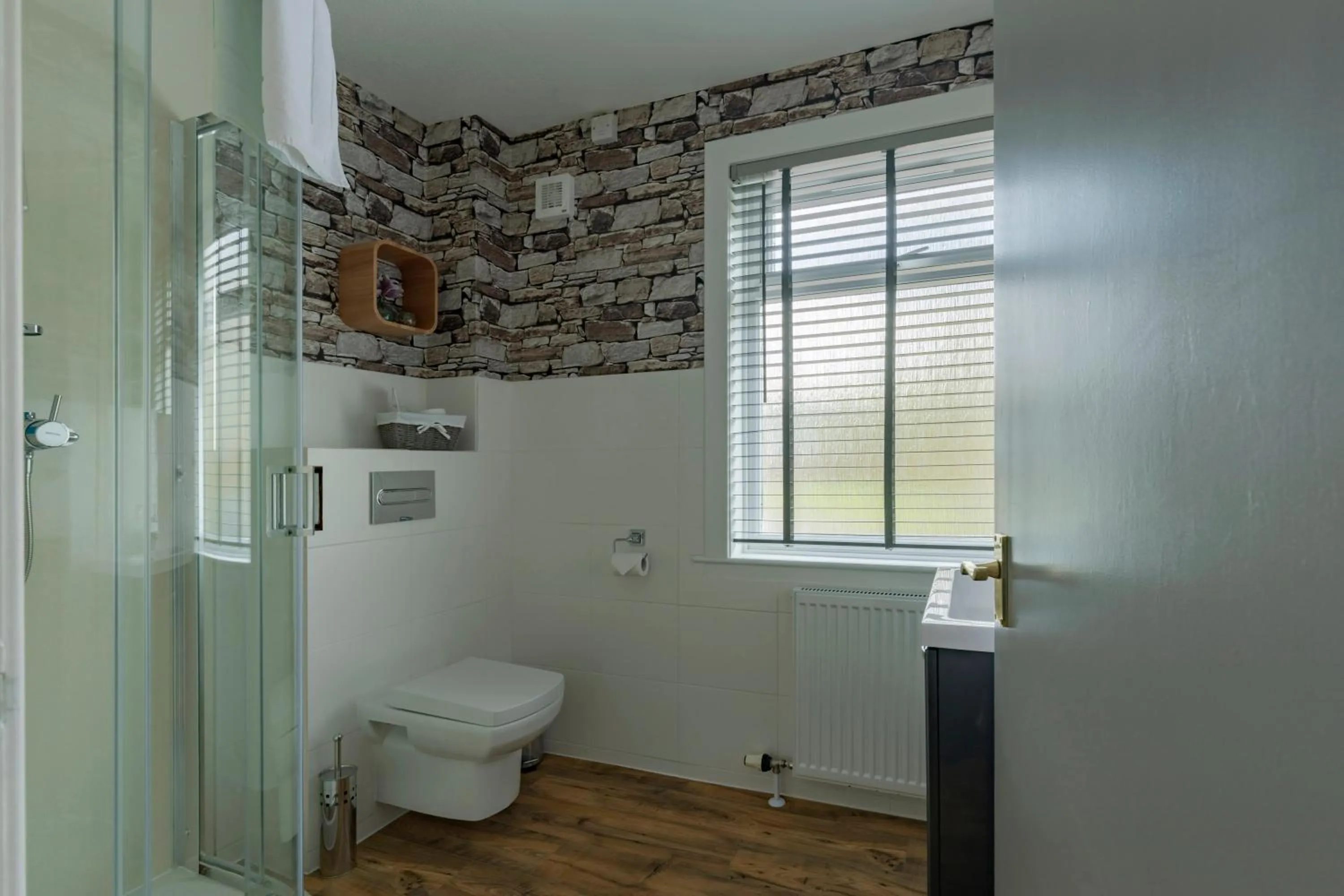 Toilet in Braeburn Guesthouse