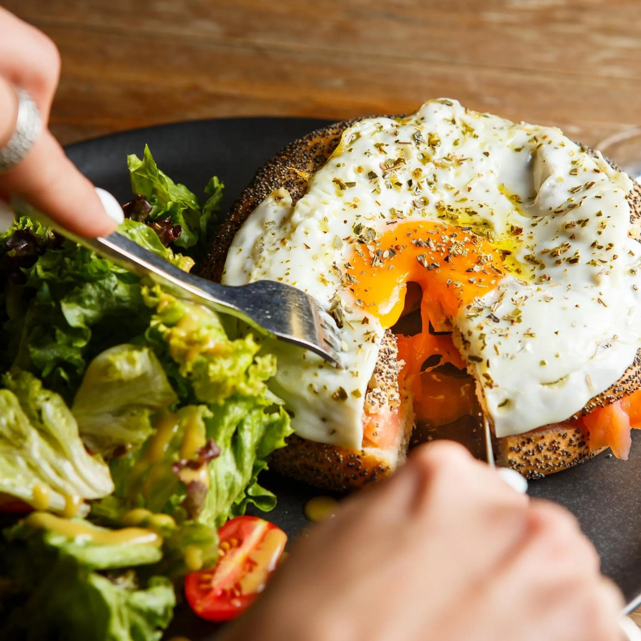 Restaurant/places to eat in Ciel Living Athens