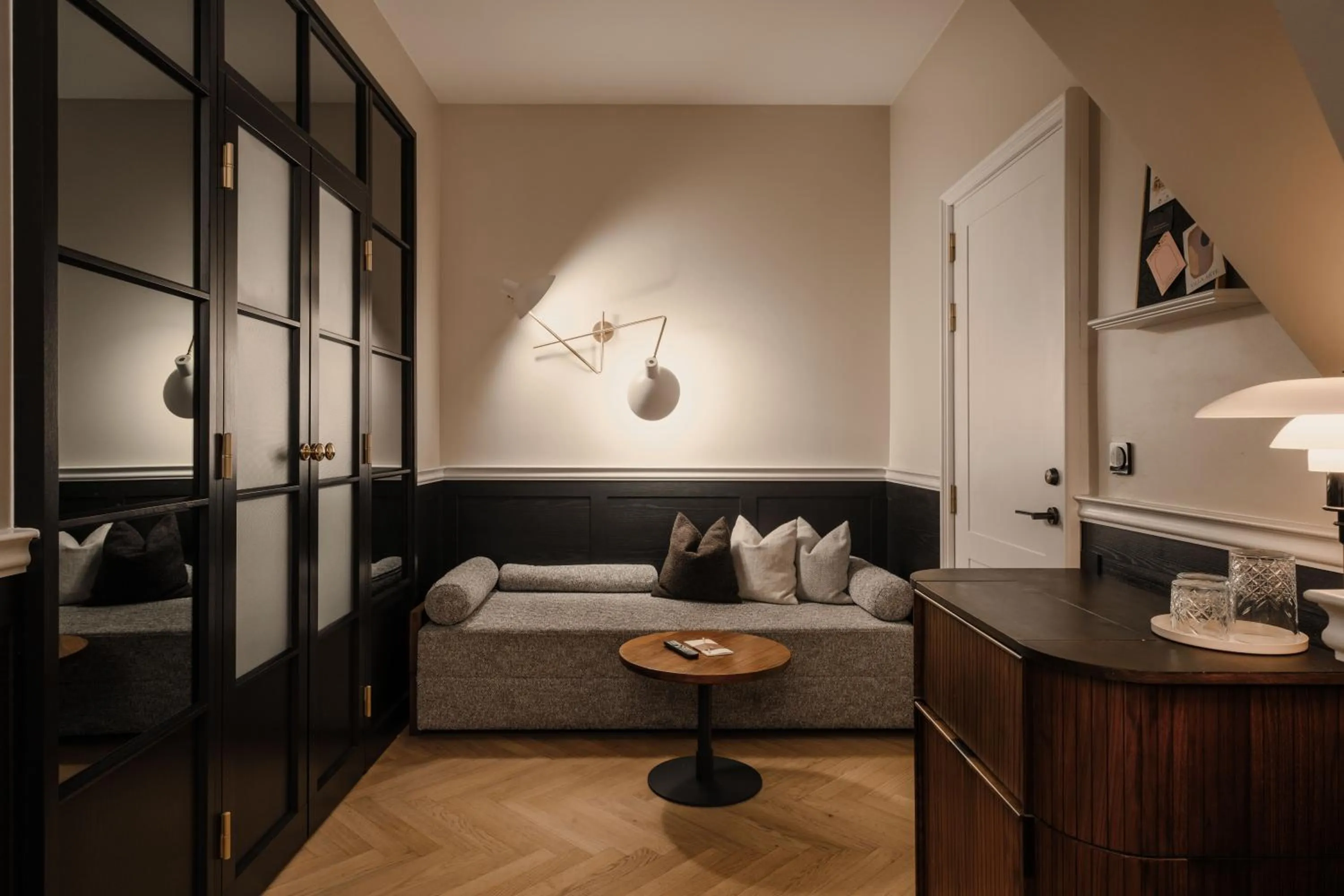 Seating area, Bed in Villa Copenhagen