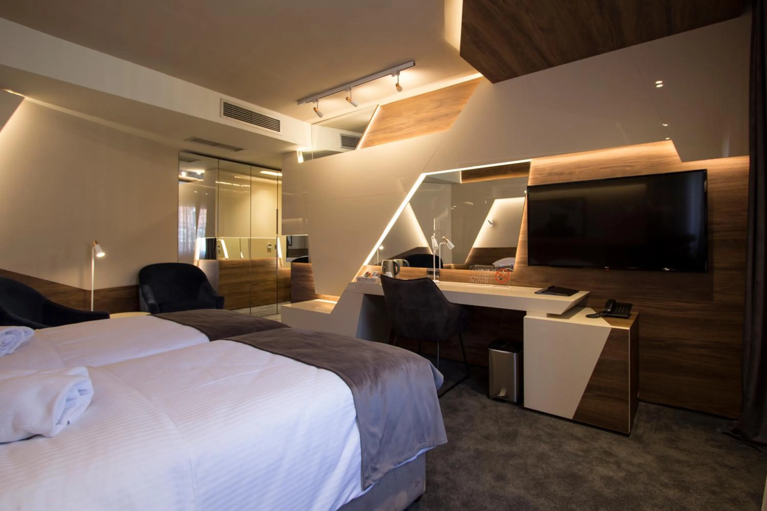 Bed in BOUTIQUE 25h by Eva stay 018