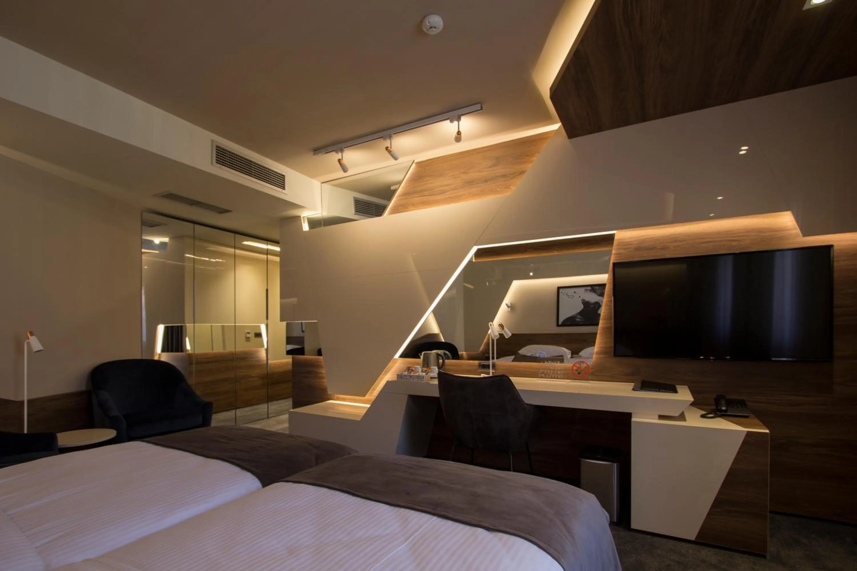 Bed in BOUTIQUE 25h by Eva stay 018