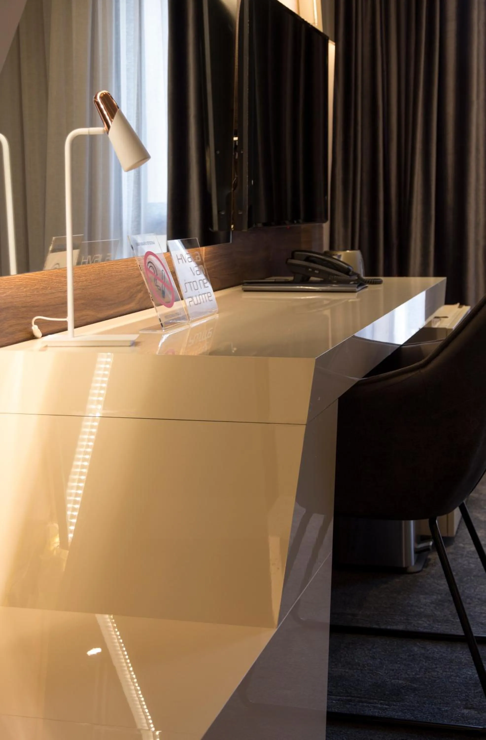 Bed in BOUTIQUE 25h by Eva stay 018