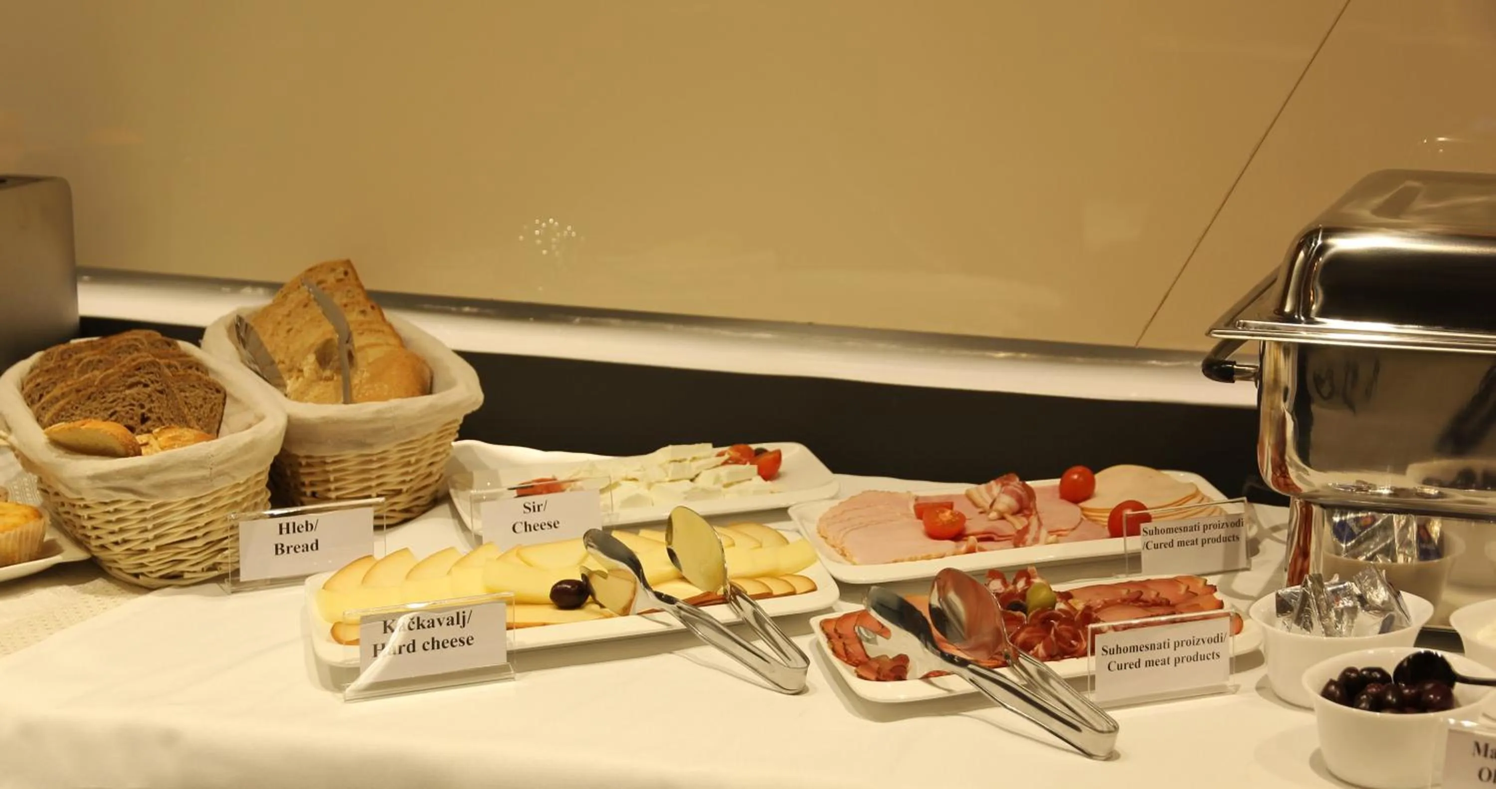 Breakfast in BOUTIQUE 25h by Eva stay 018