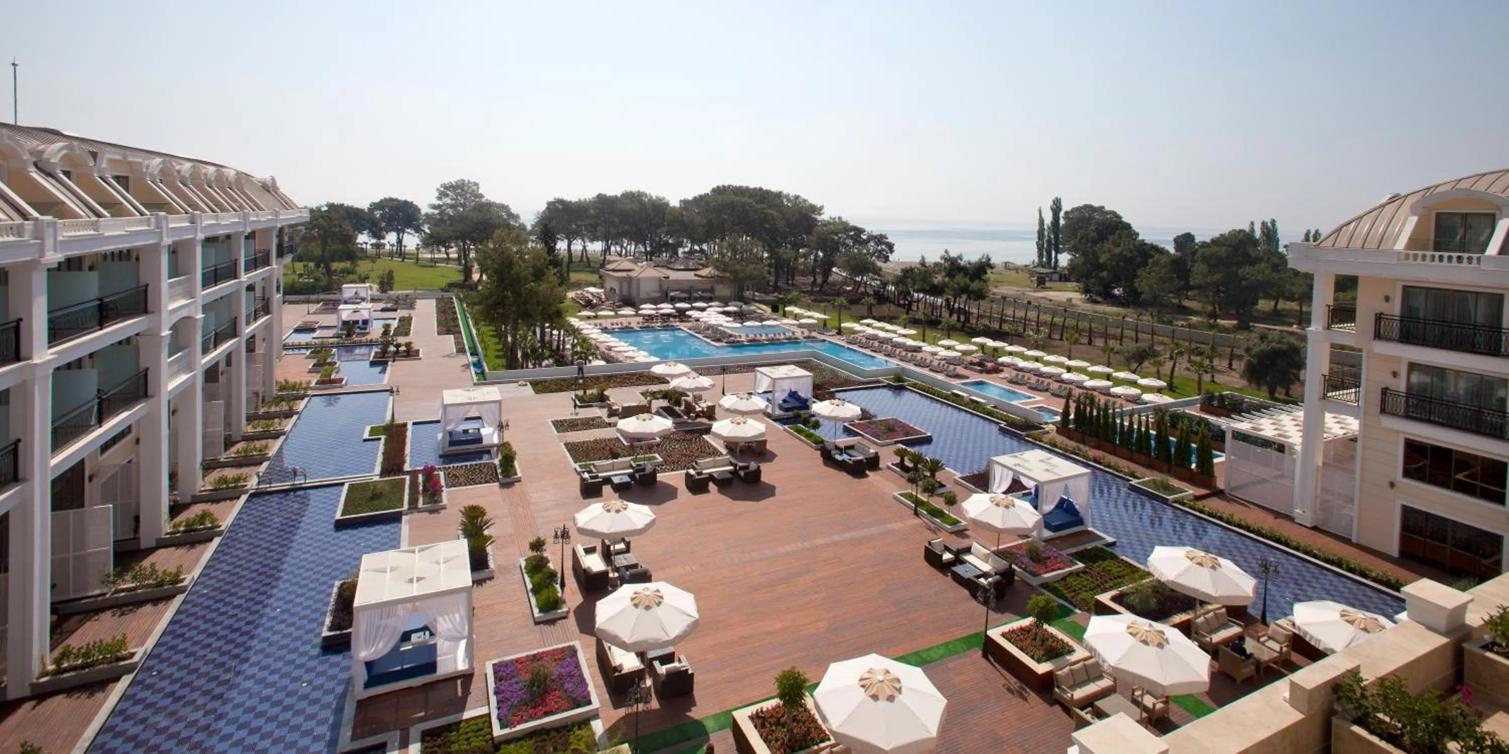 Pool view in Juju Premier Palace Hotel