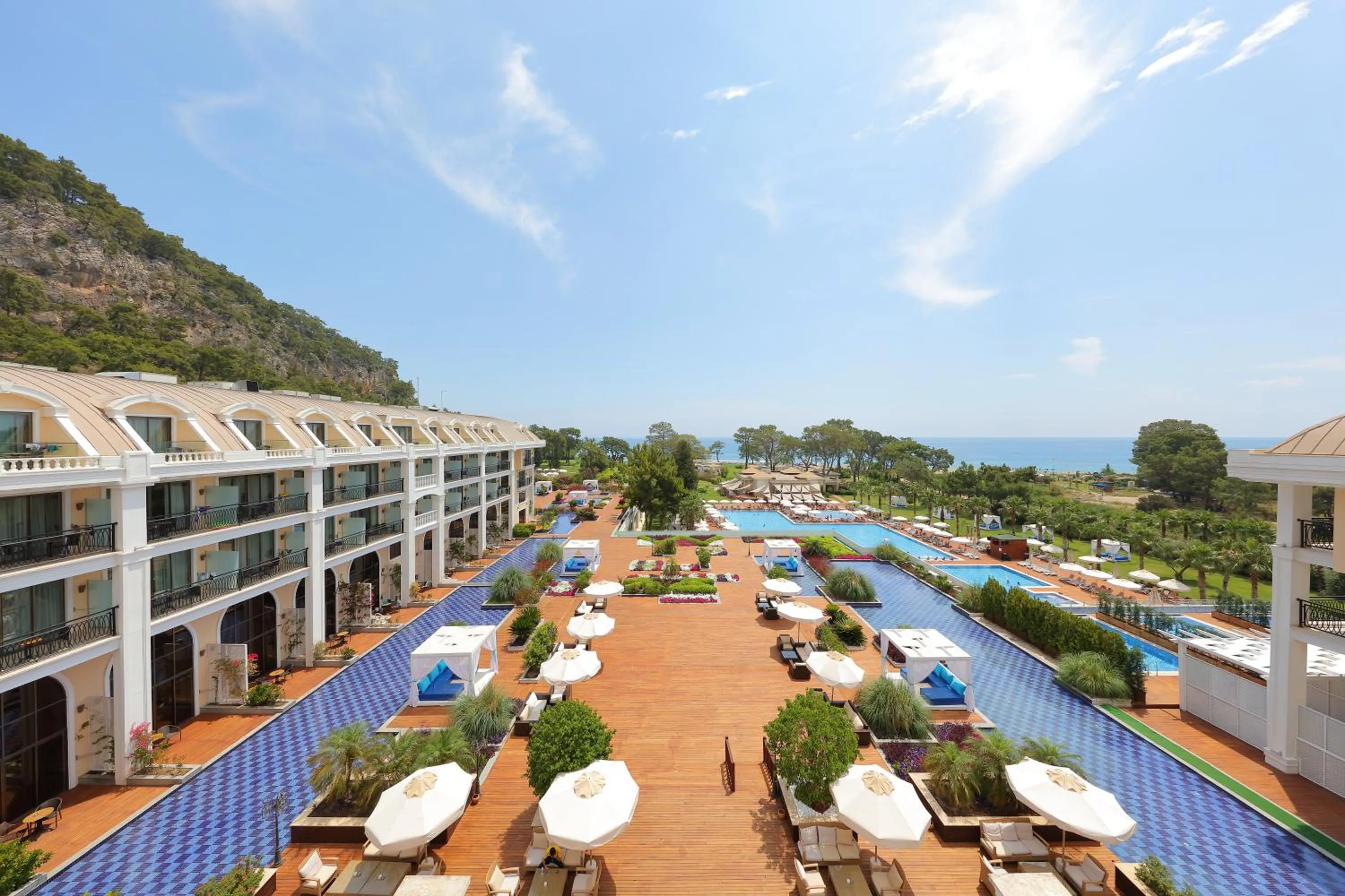 Pool view in Juju Premier Palace Hotel-Ultra All Inclusive