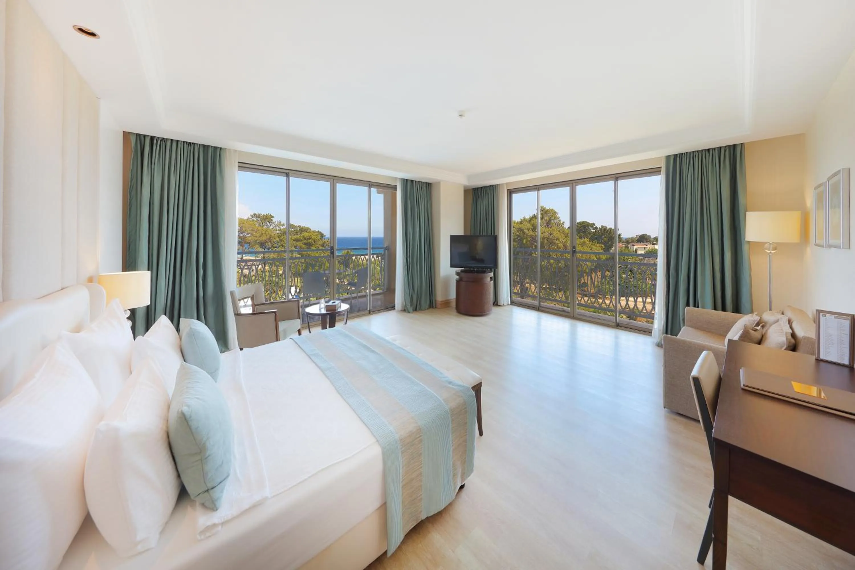 Bed in Juju Premier Palace Hotel-Ultra All Inclusive