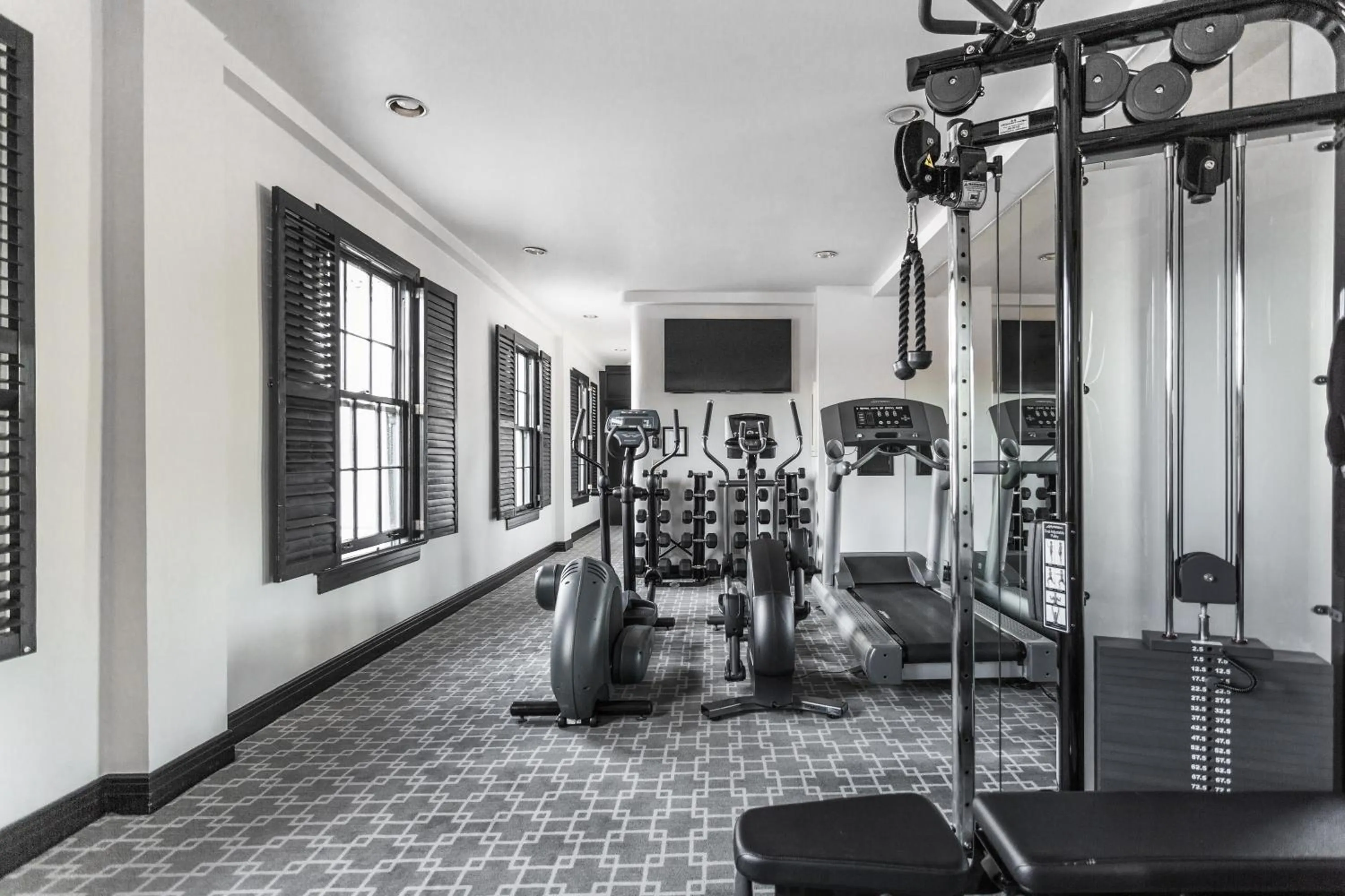 Fitness centre/facilities in Montecito Inn