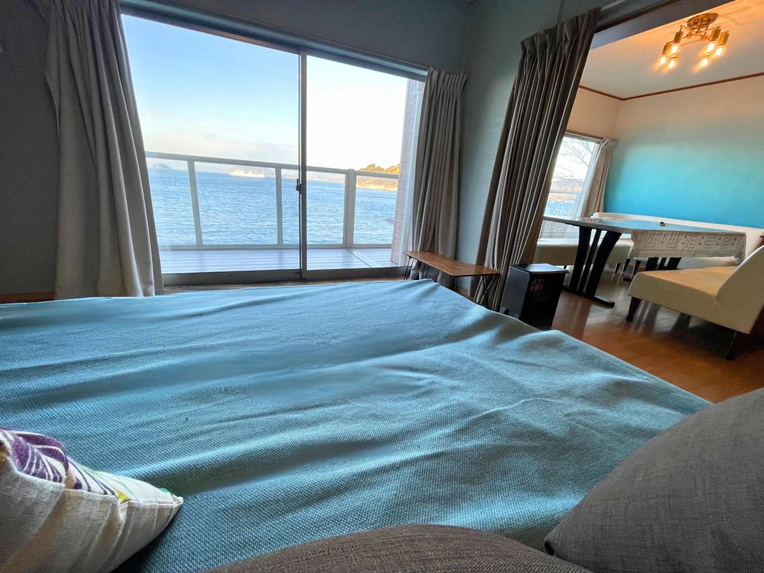 Natural landscape, Bed in villa chillon