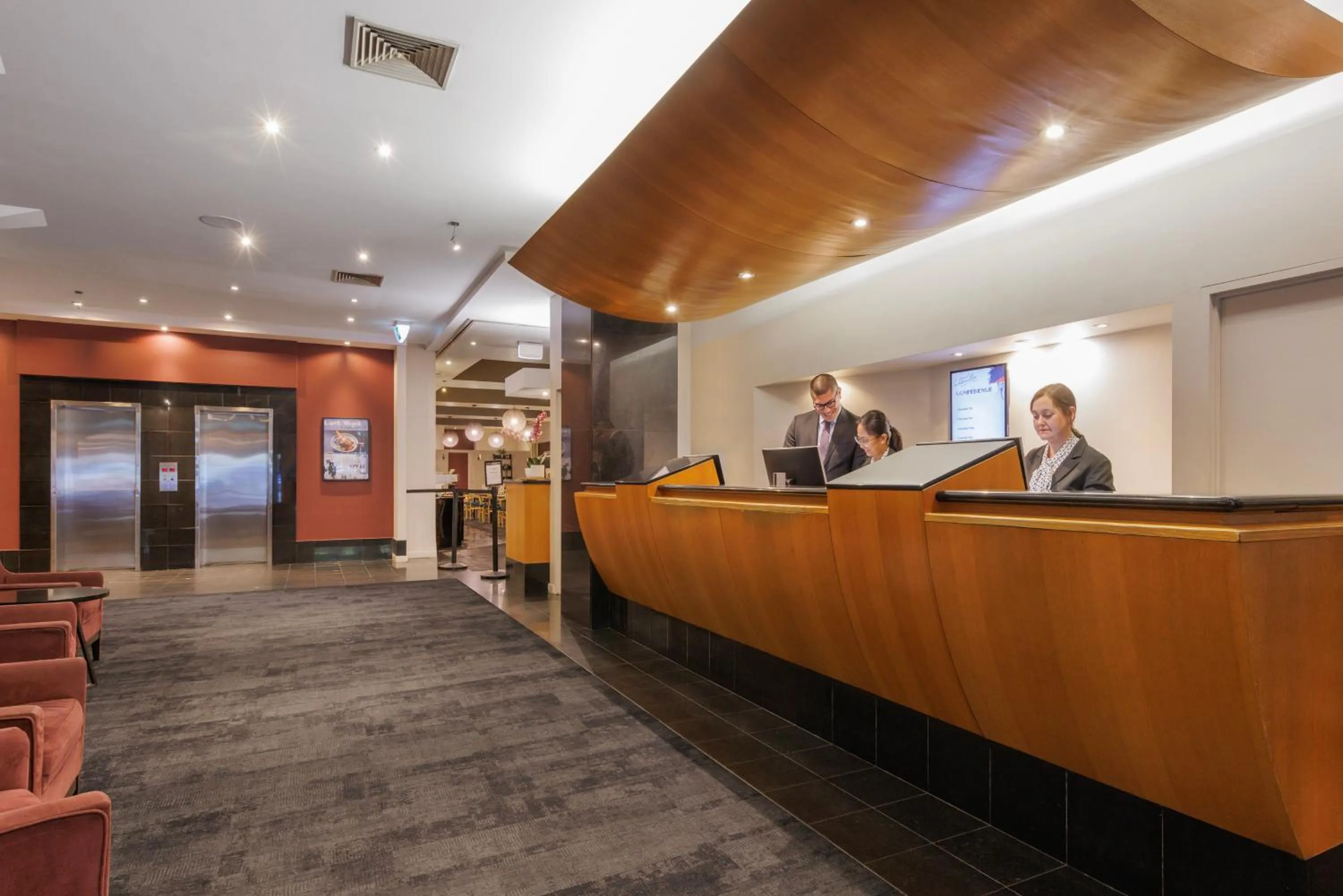 Lobby or reception in Hotel Grand Chancellor Melbourne