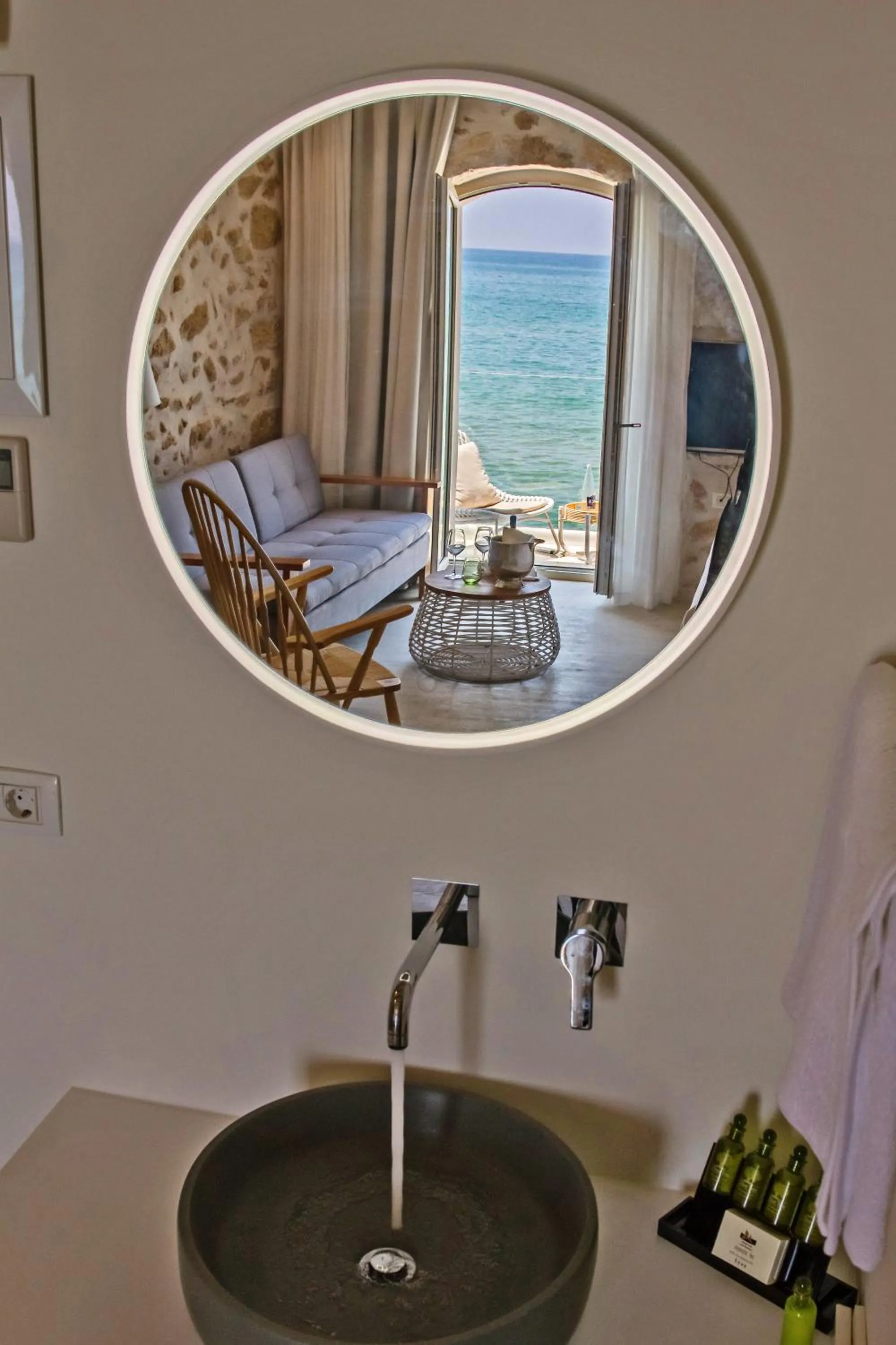 Bathroom in Thalassa Boutique Hotel