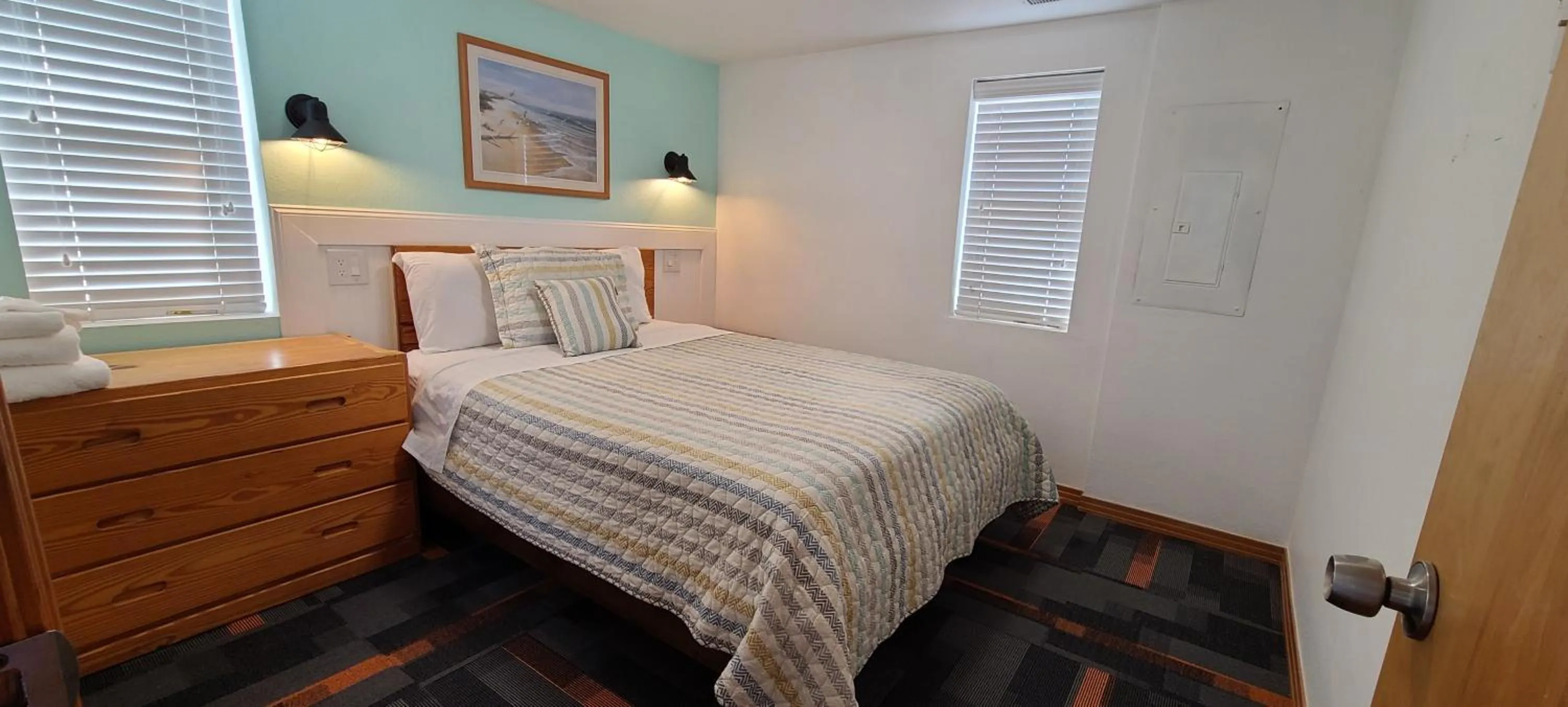 Bedroom, Bed in Driftin Sands Motel