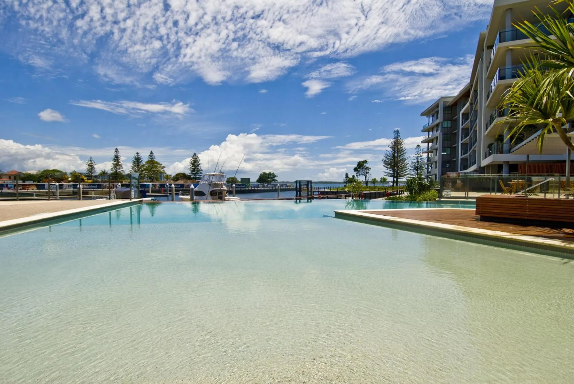 Day in Allisee Apartments