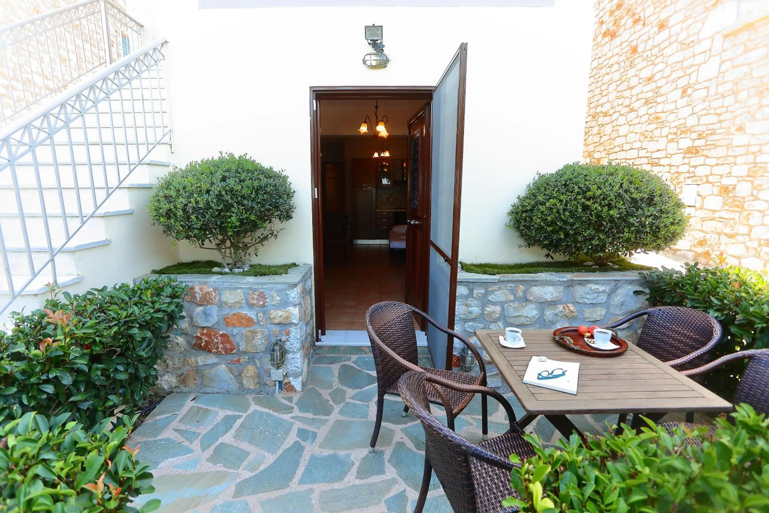 Patio in Vathi Hotel Apartment Hotel