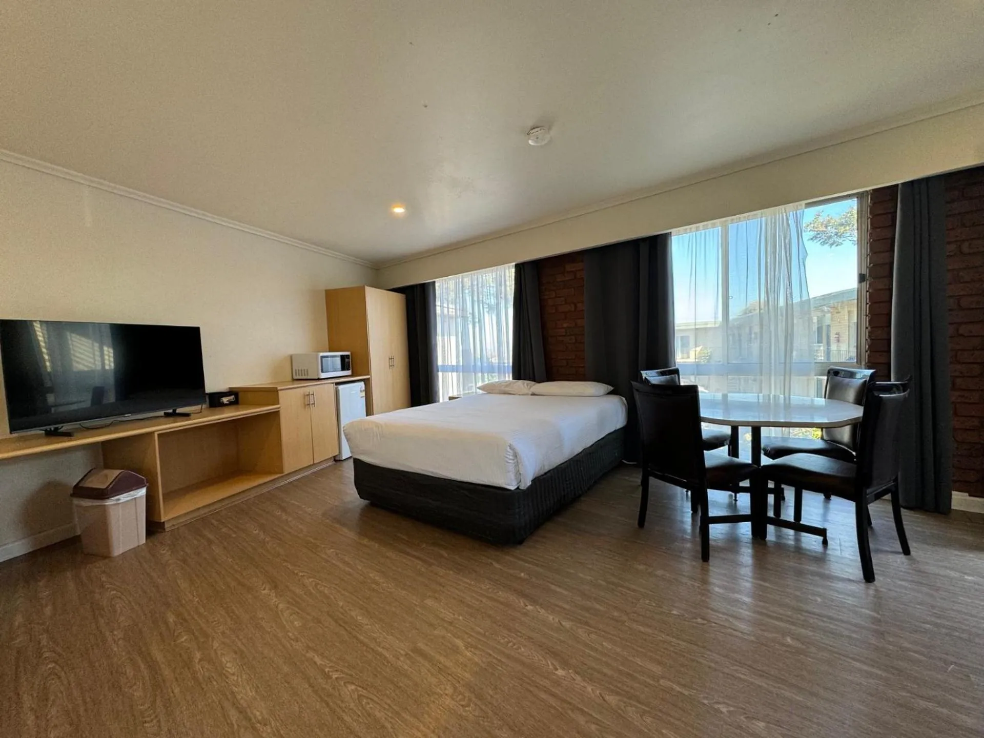 Bed in Dandenong Motel