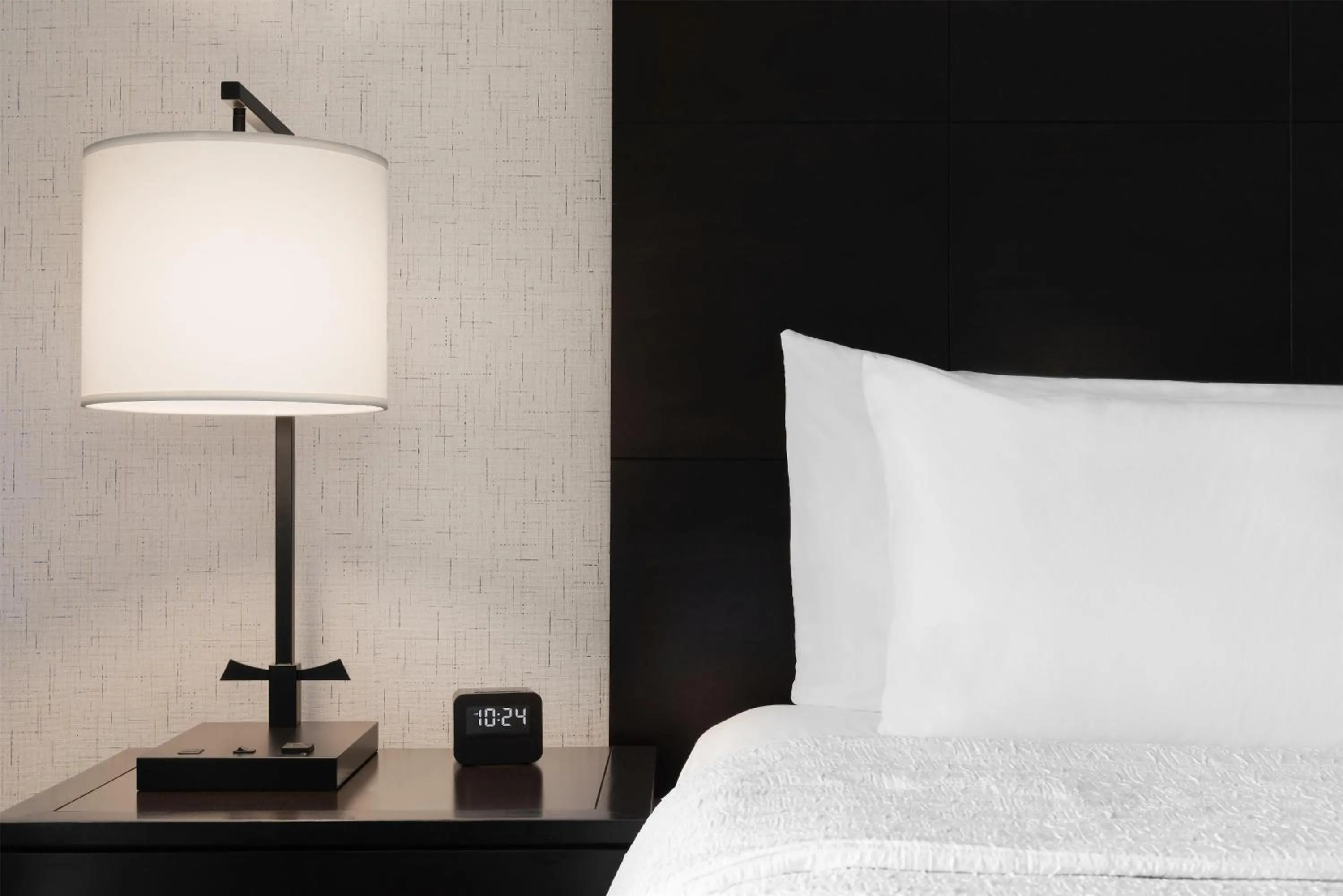 Bed in Hampton Inn & Suites Baton Rouge Downtown