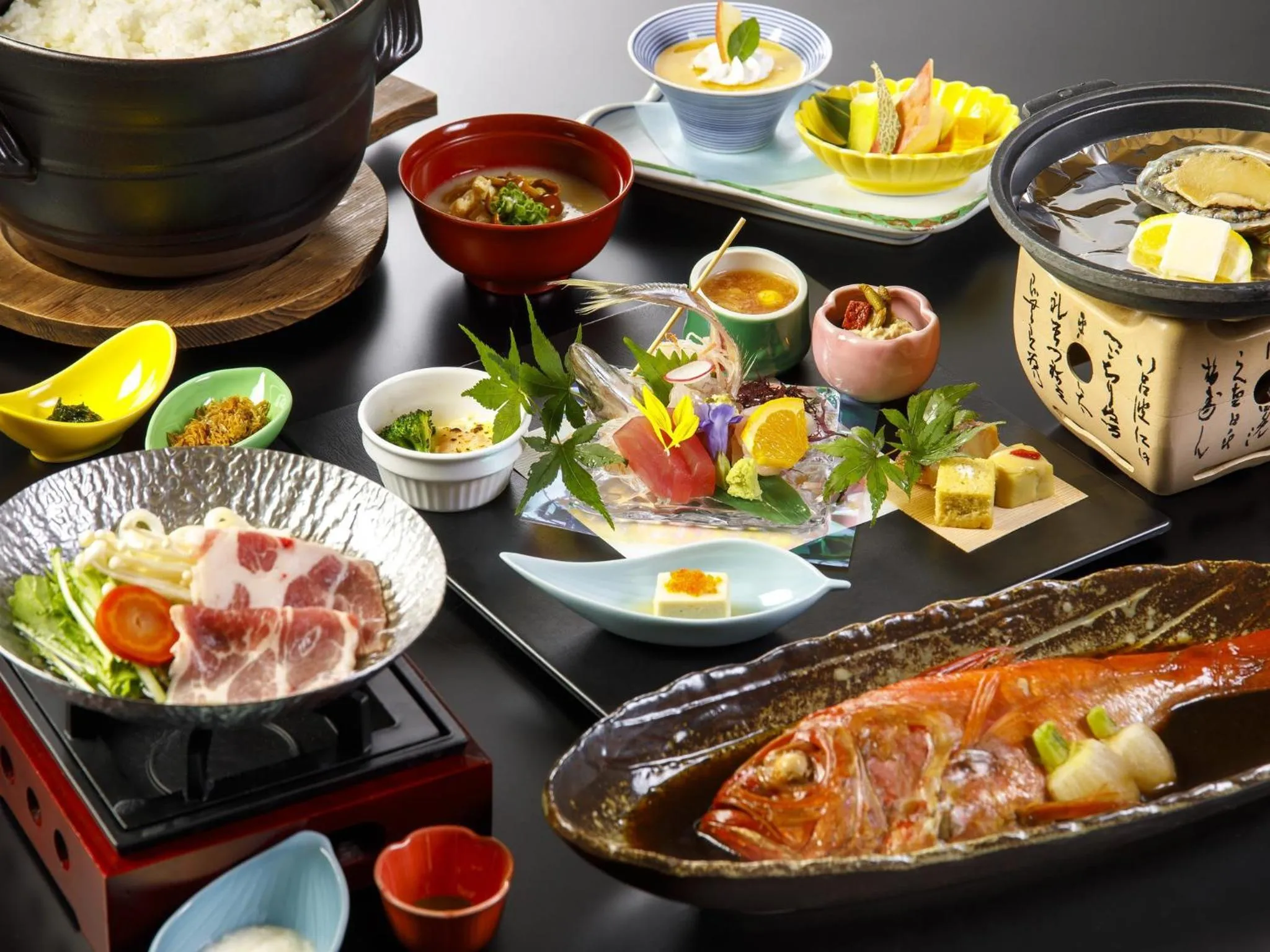 Dinner in Ito Kowakien