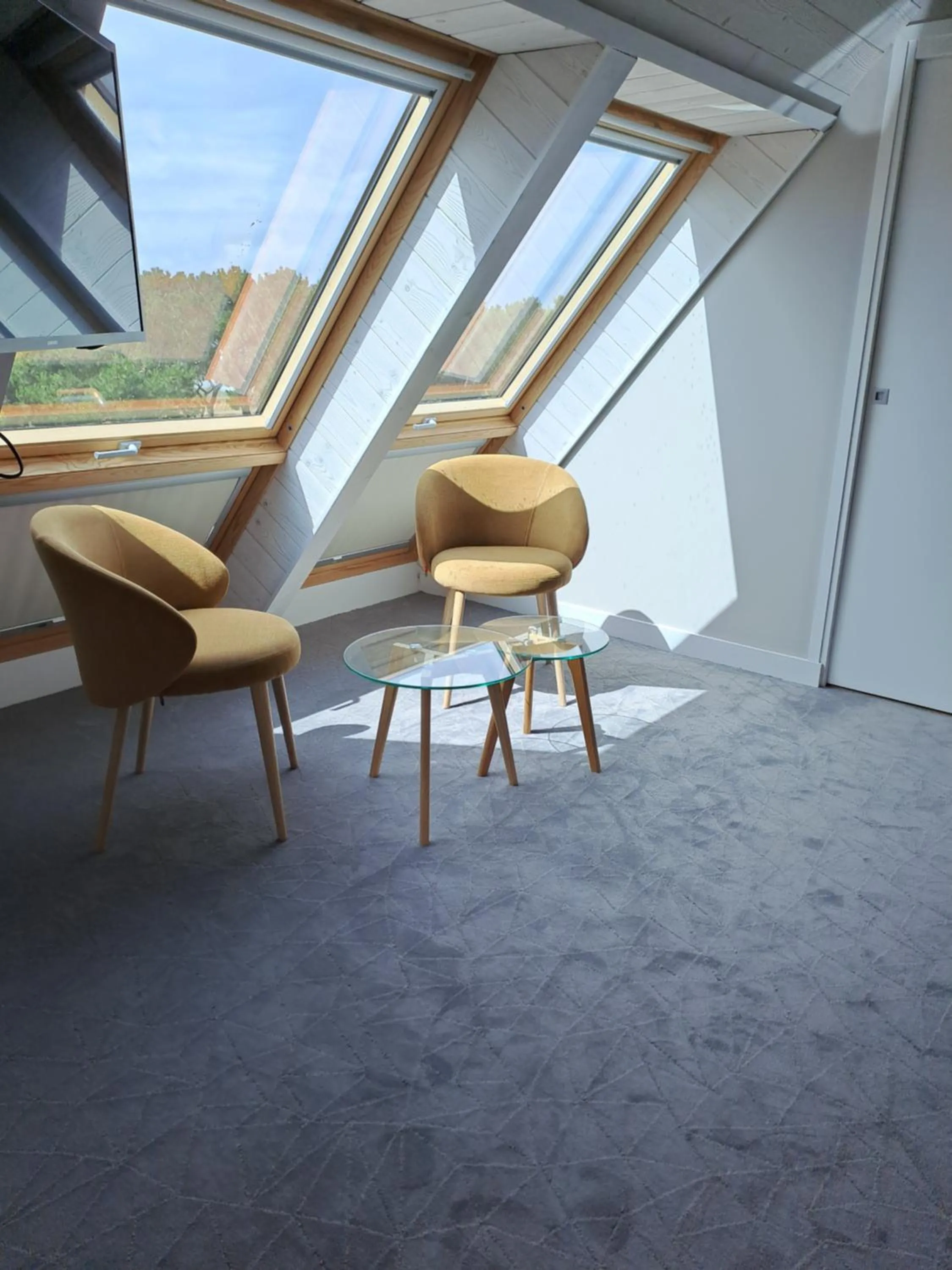 Living room in Le Churchill Hôtel & Spa