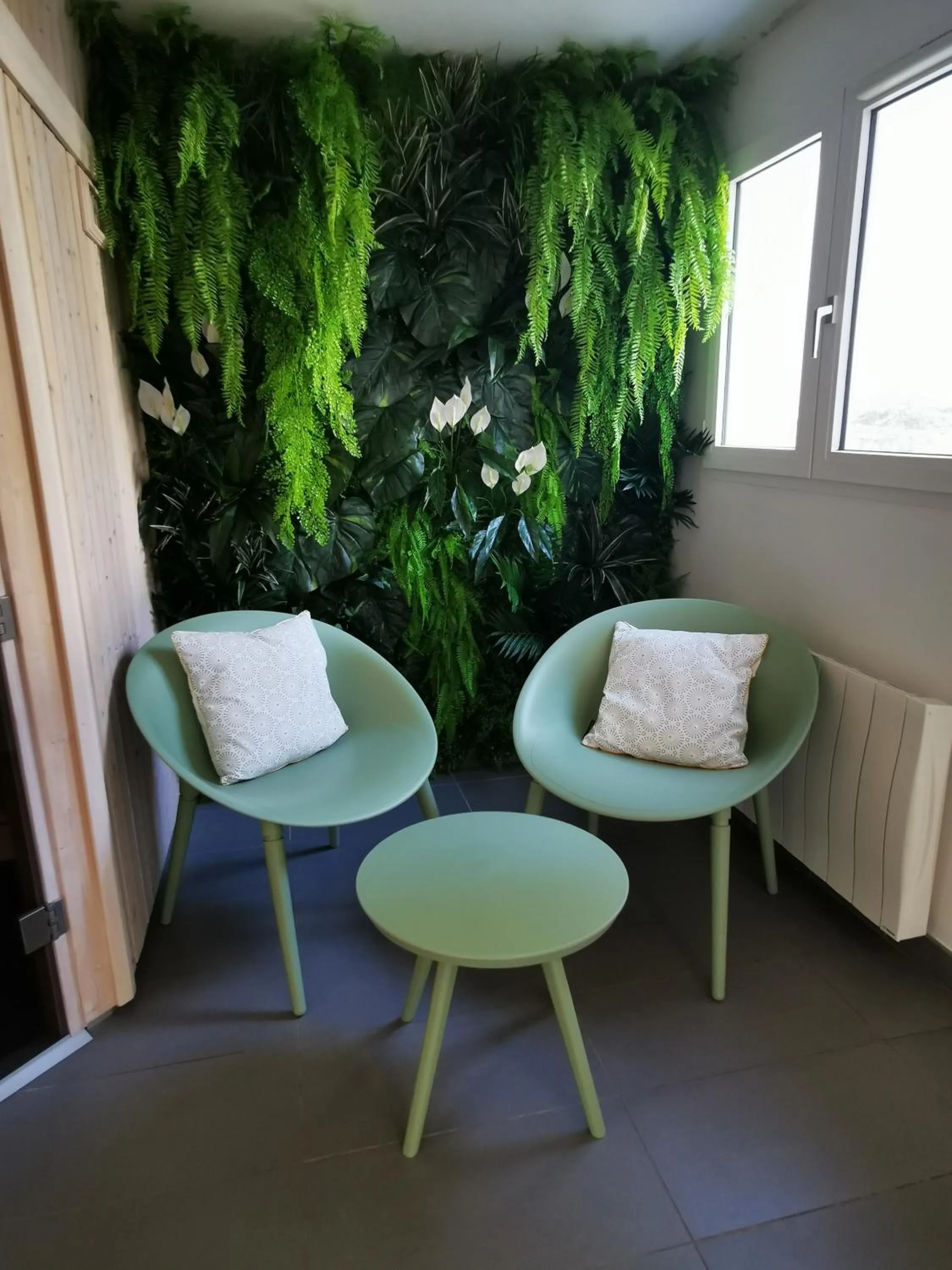 Spa and wellness centre/facilities in Le Churchill Hôtel & Spa