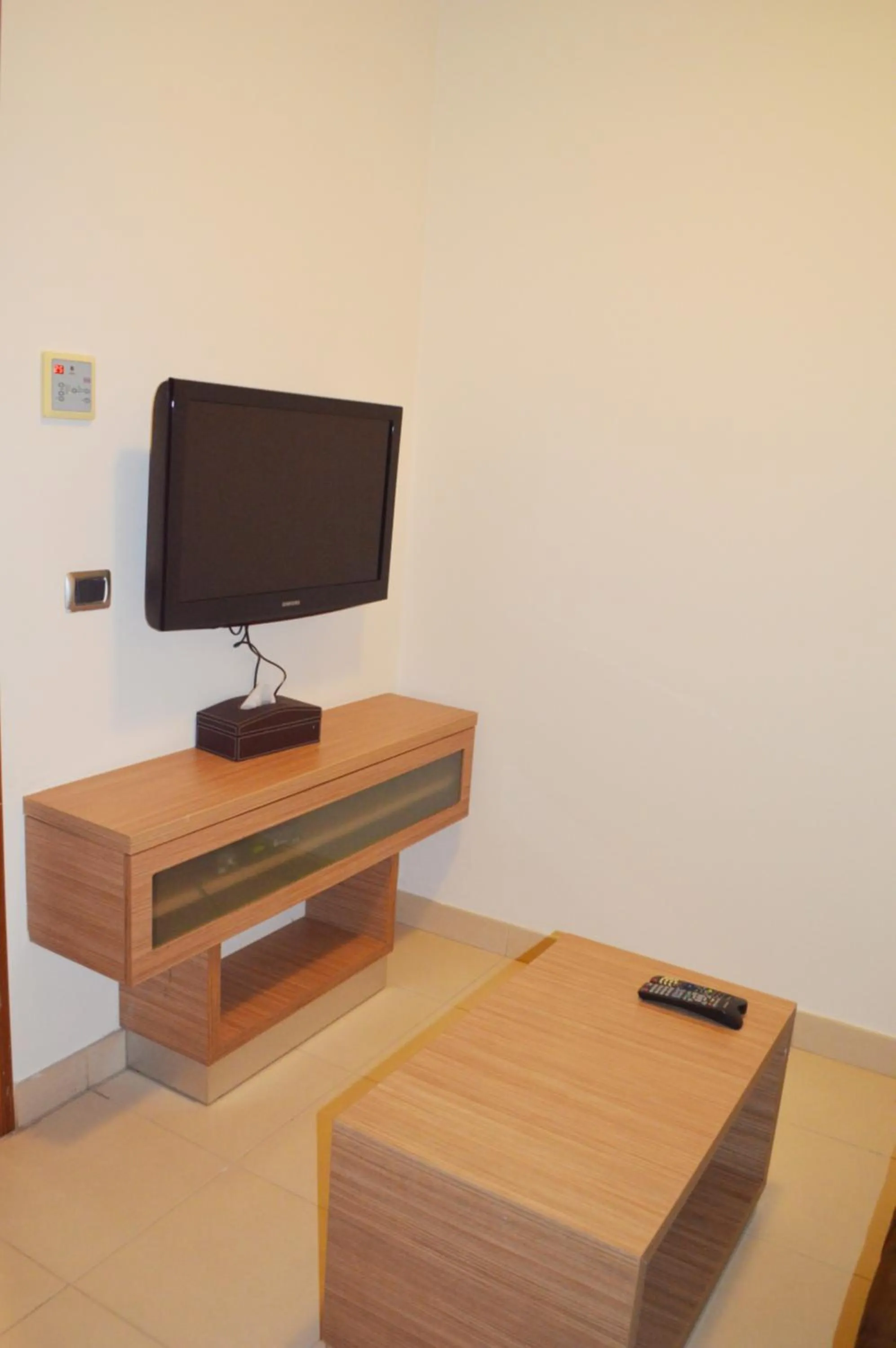 TV and multimedia in Hayali Suites