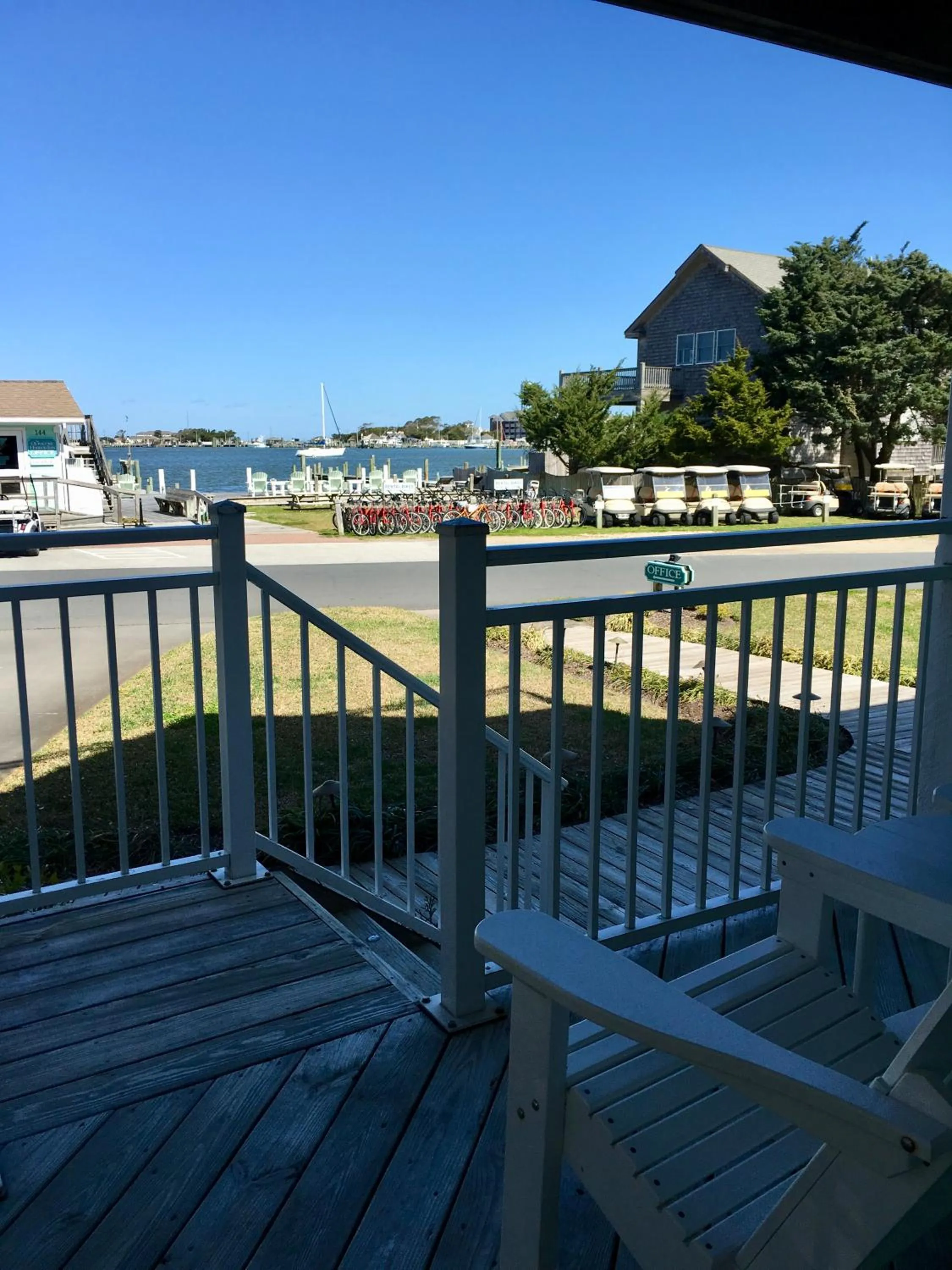 The Ocracoke Harbor Inn