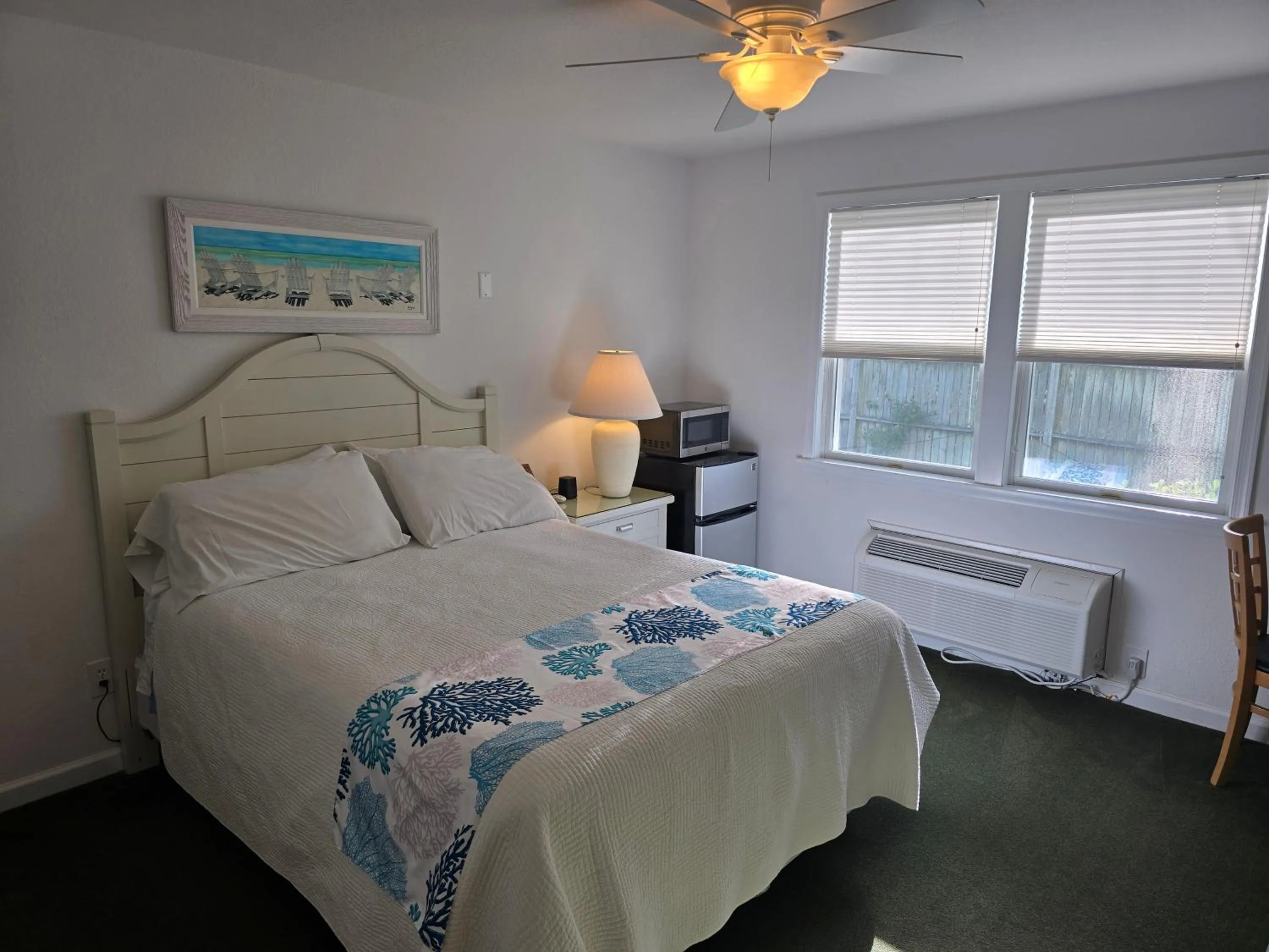 Bed in The Ocracoke Harbor Inn