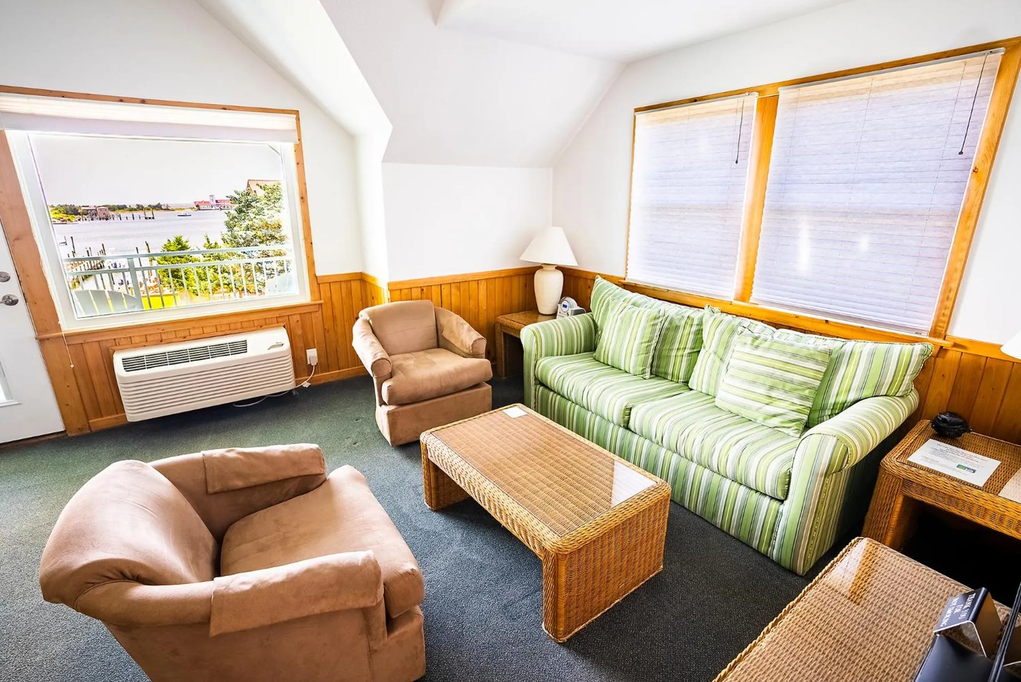 The Ocracoke Harbor Inn