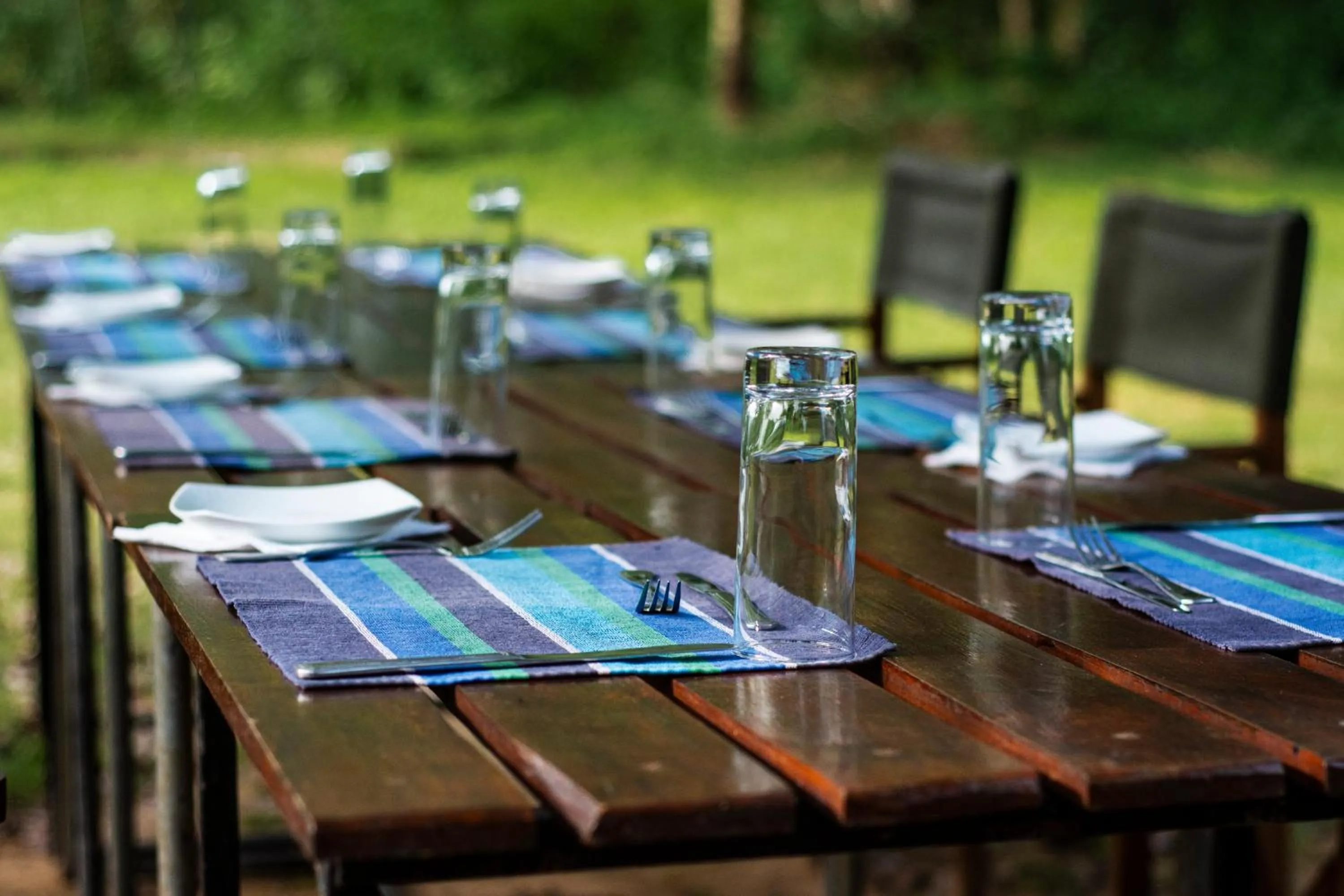 Food and drinks in Big Game Yala - by Eco Team