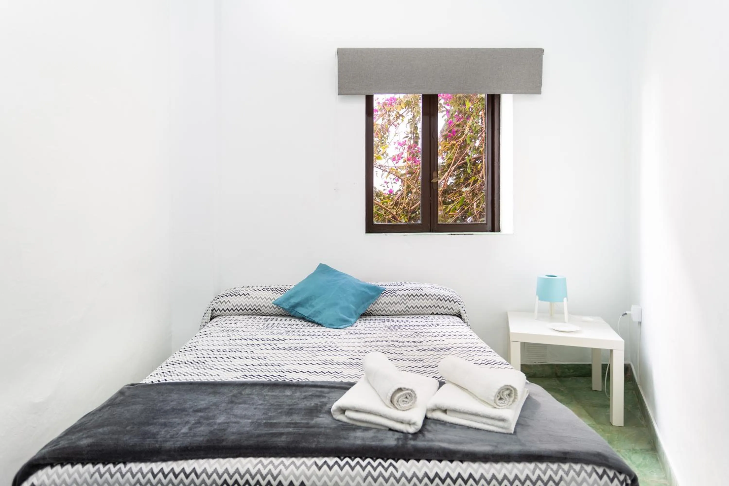 Bed in El Hostal del Cubo