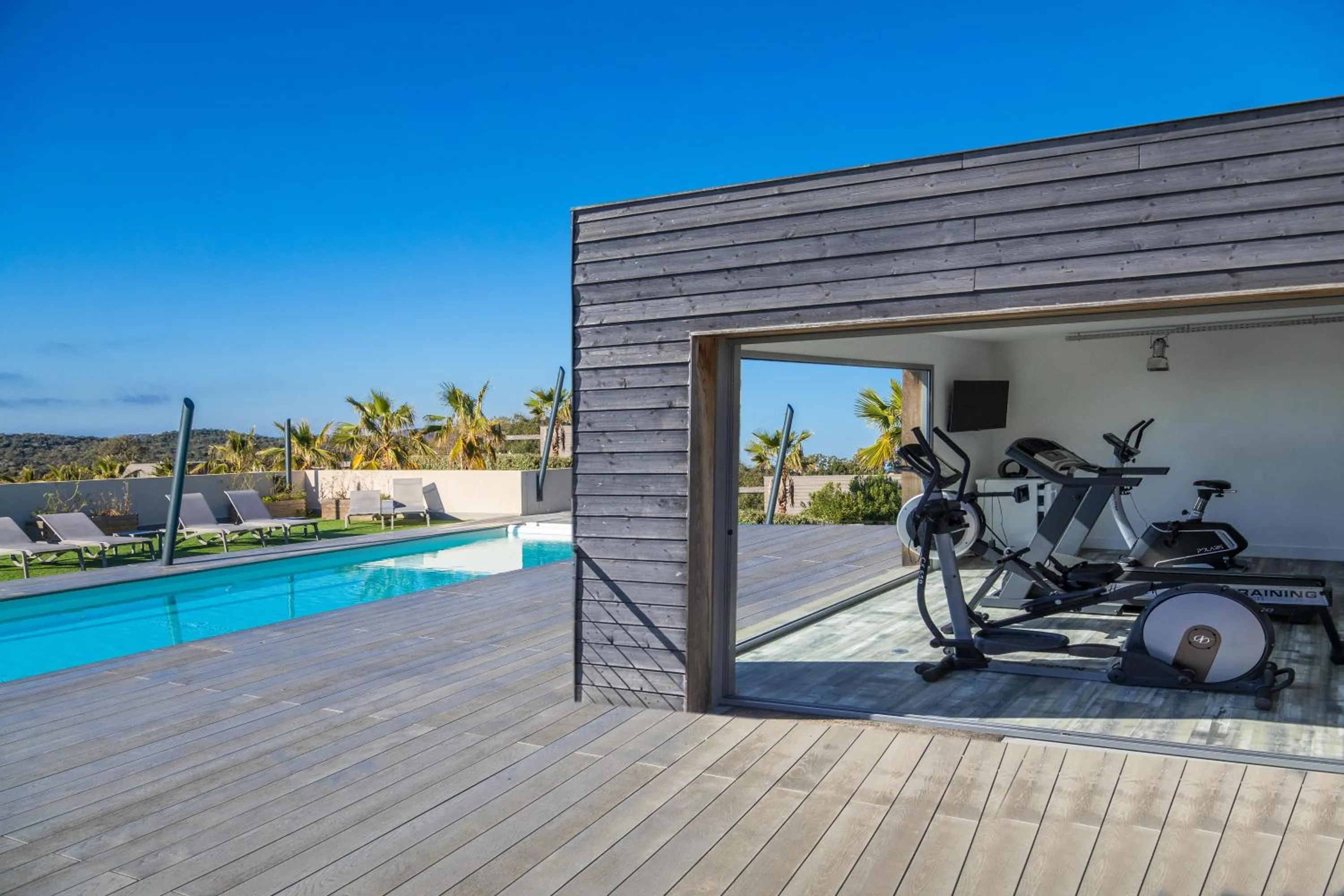 Day in Résidence Pierre & Vacances Premium Les Terrasses d'Arsella