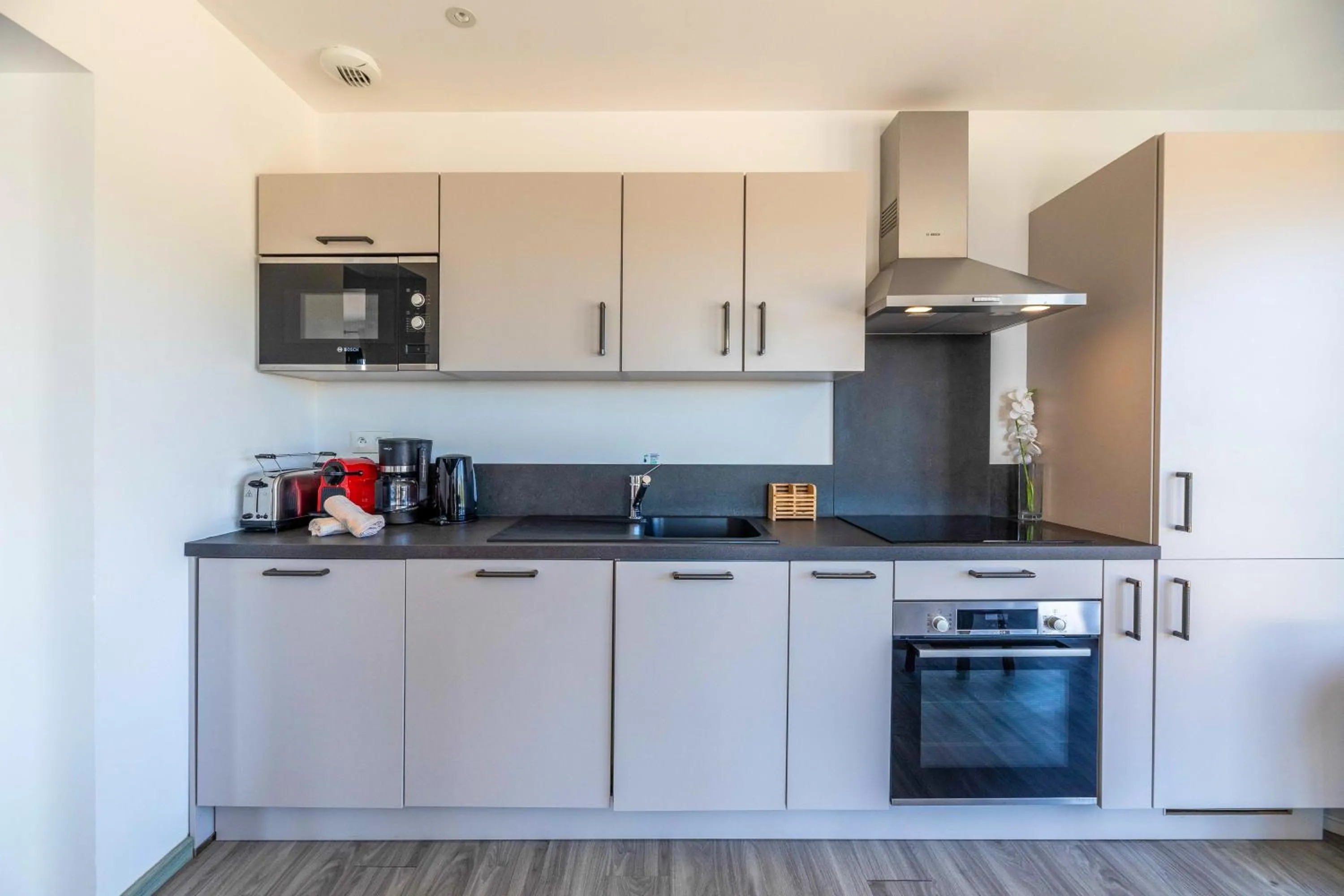 Coffee/tea facilities in Résidence Pierre & Vacances Premium Les Terrasses d'Arsella