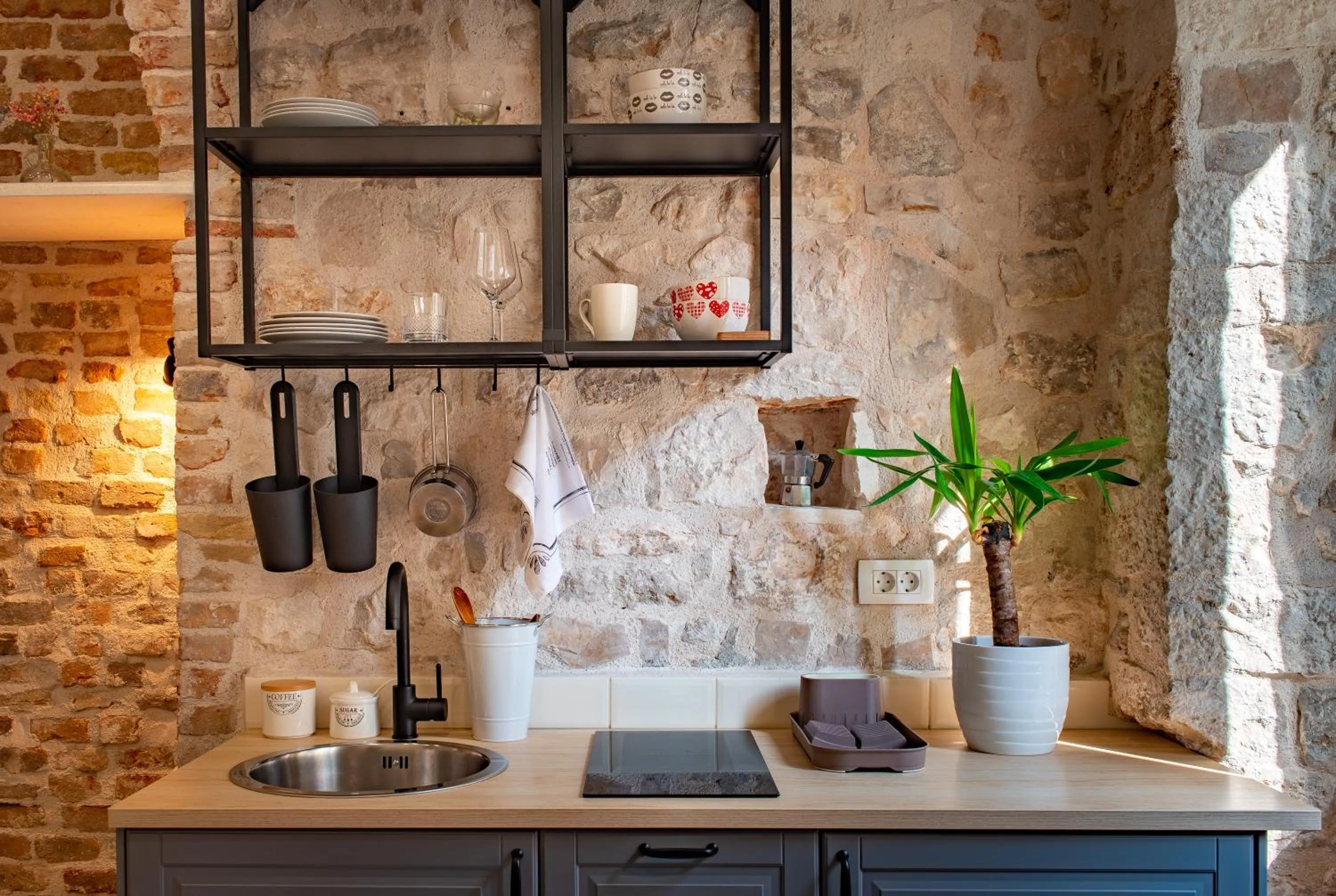 Rooms and Apartments Djanovic