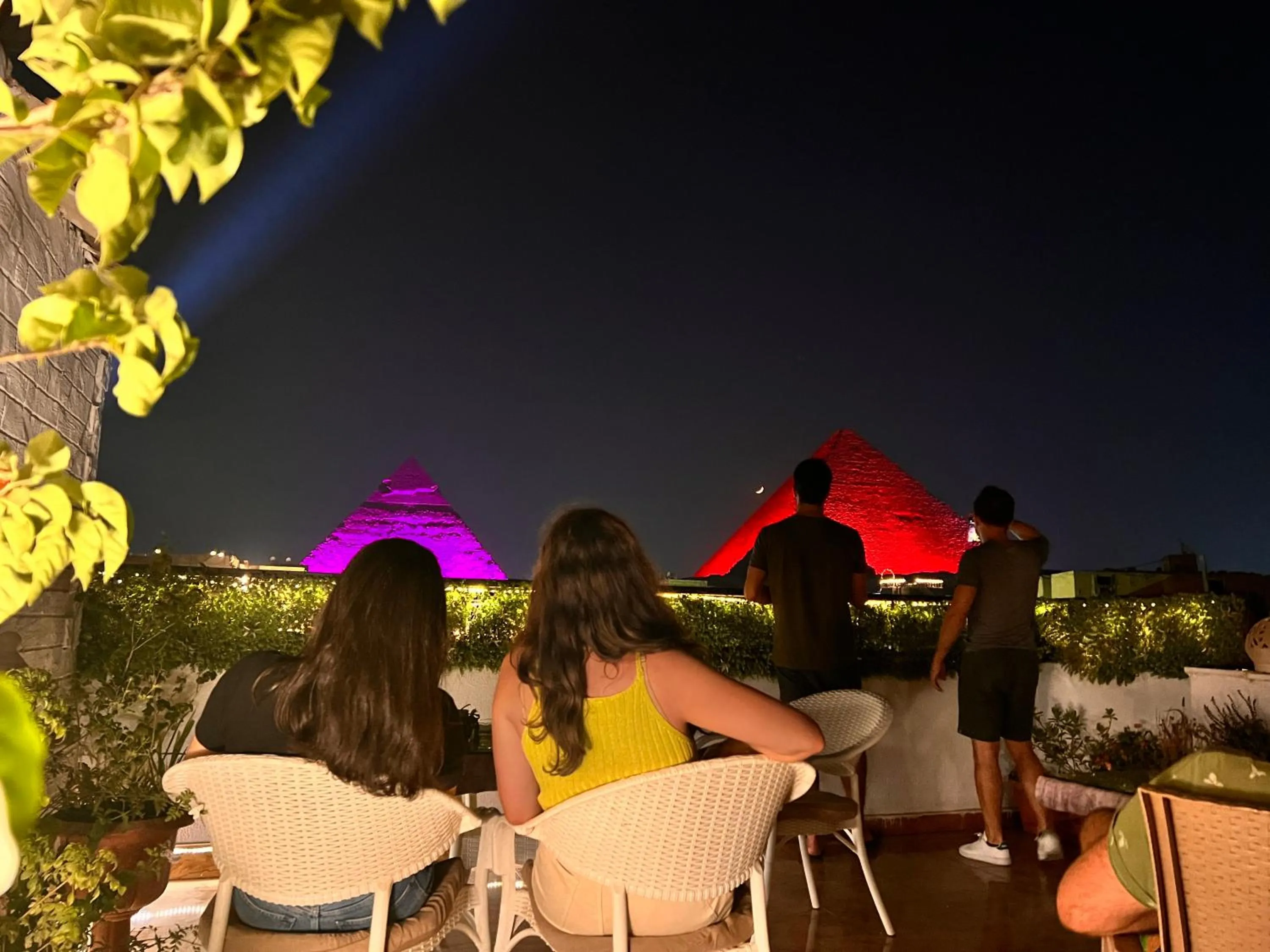 Night in Pyramids Top Inn