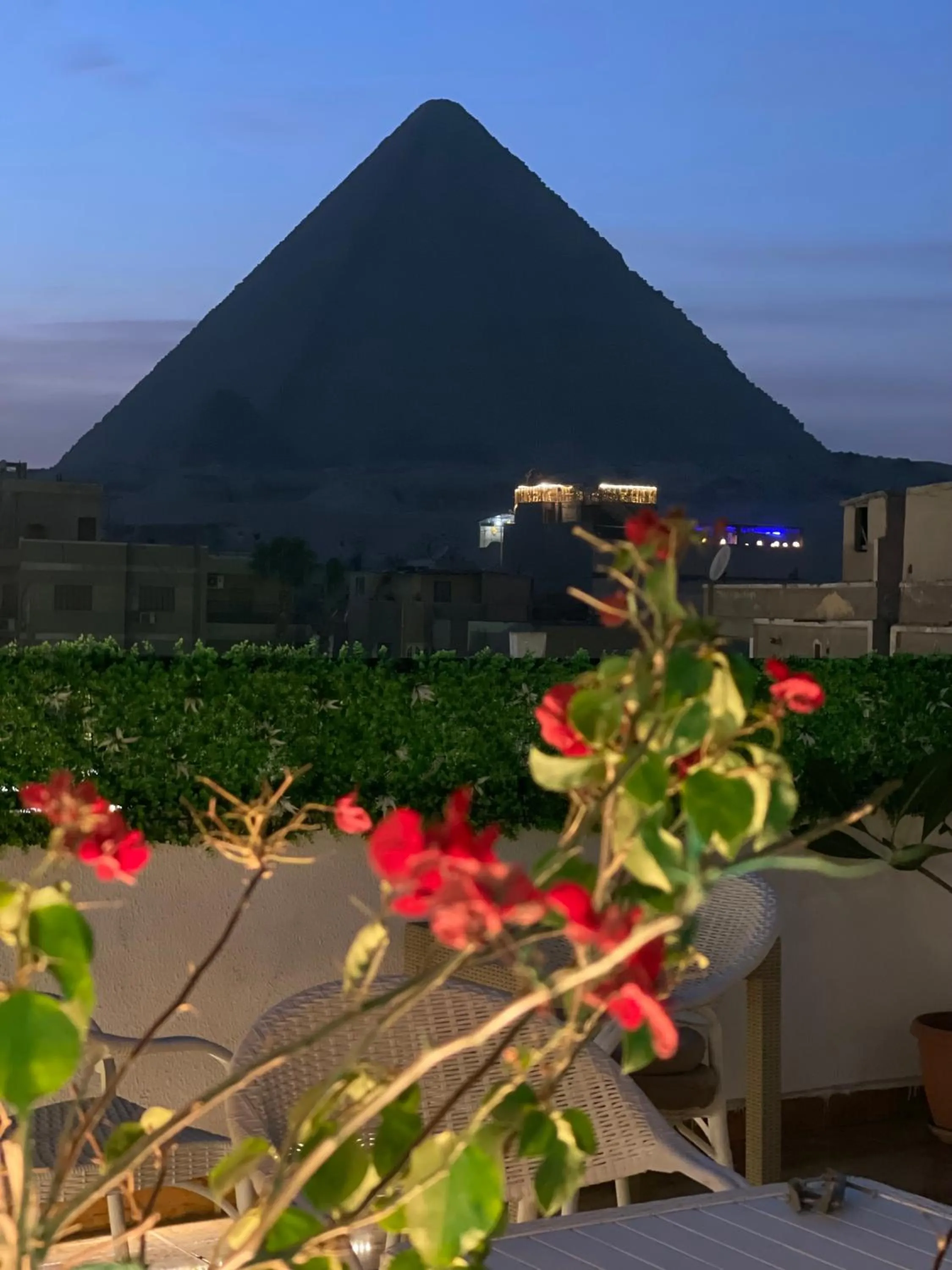 Natural landscape in Pyramids Top Inn