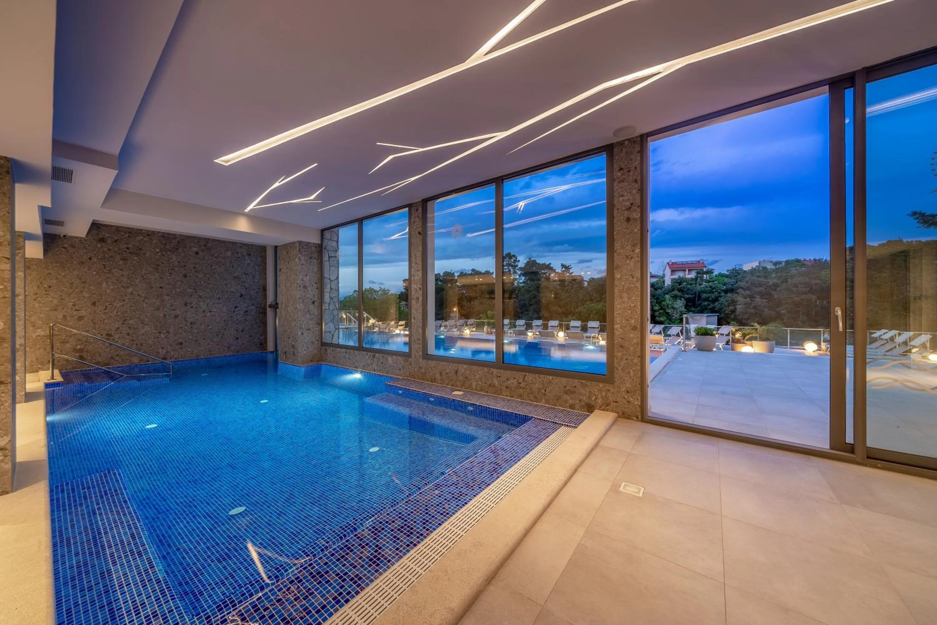 Swimming pool in Hotel Malin