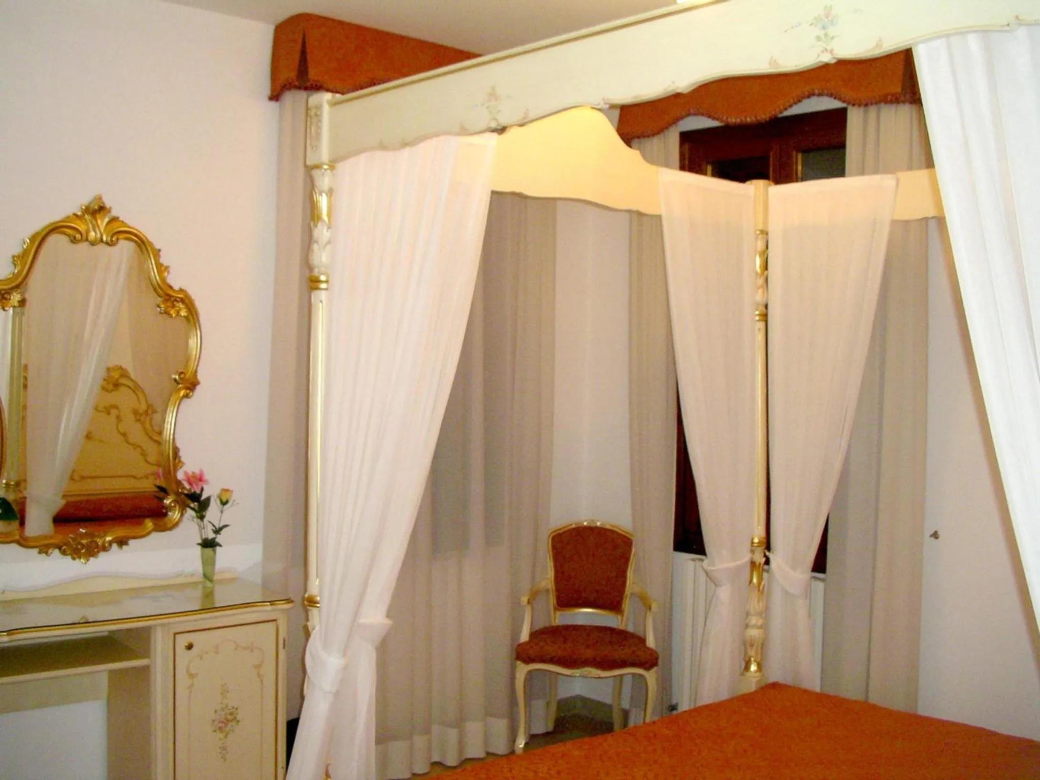 Bed in Hotel At Leonard