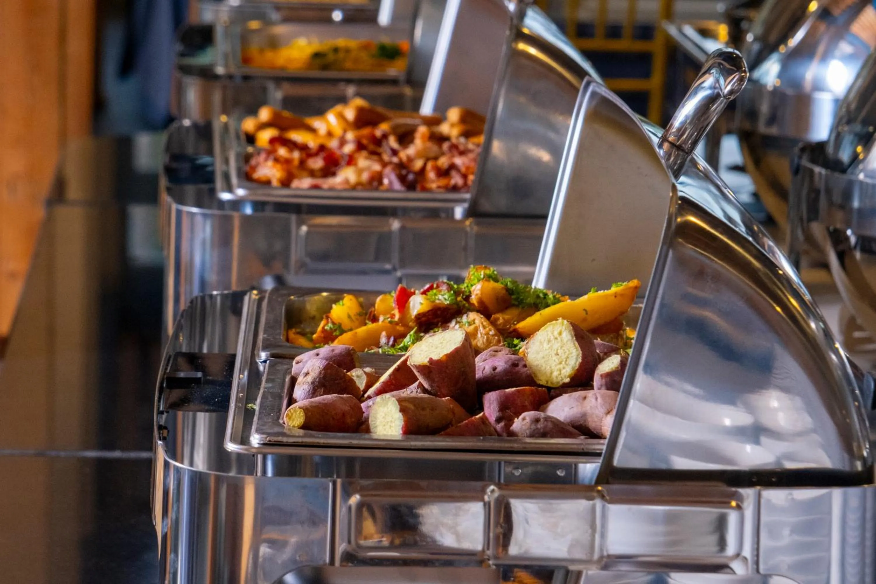 Breakfast in Hawaii Resort Phu Quoc