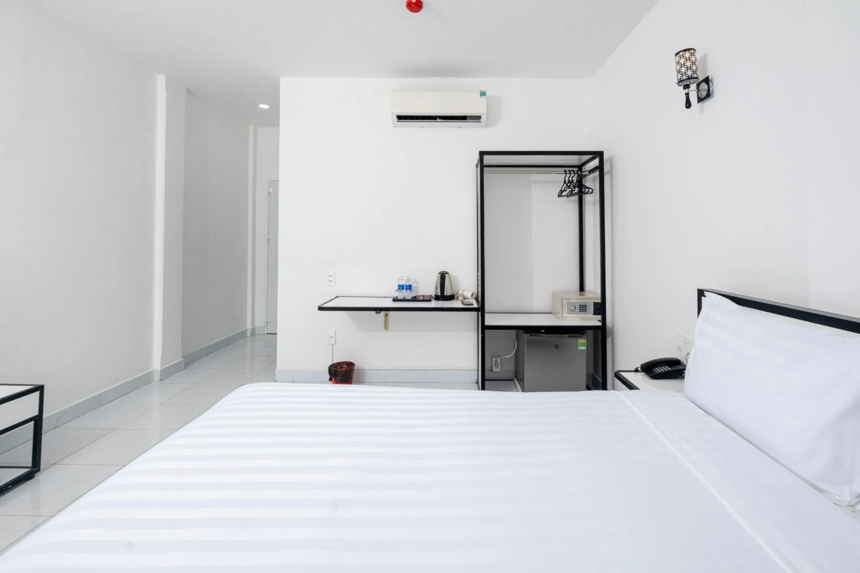 Bedroom, Bed in Hawaii Resort Phu Quoc