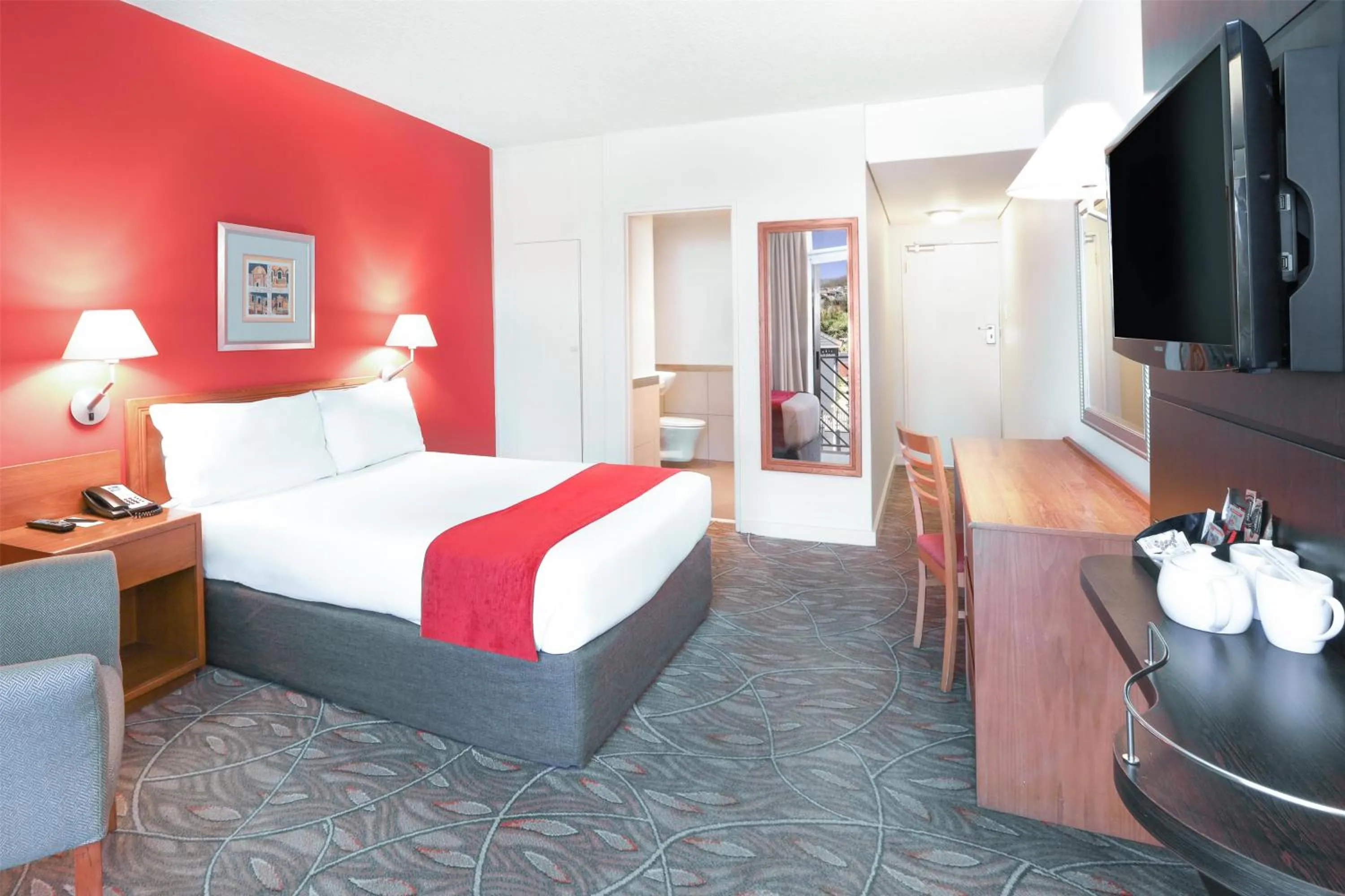 Bedroom, Bed in Garden Court Nelson Mandela Boulevard