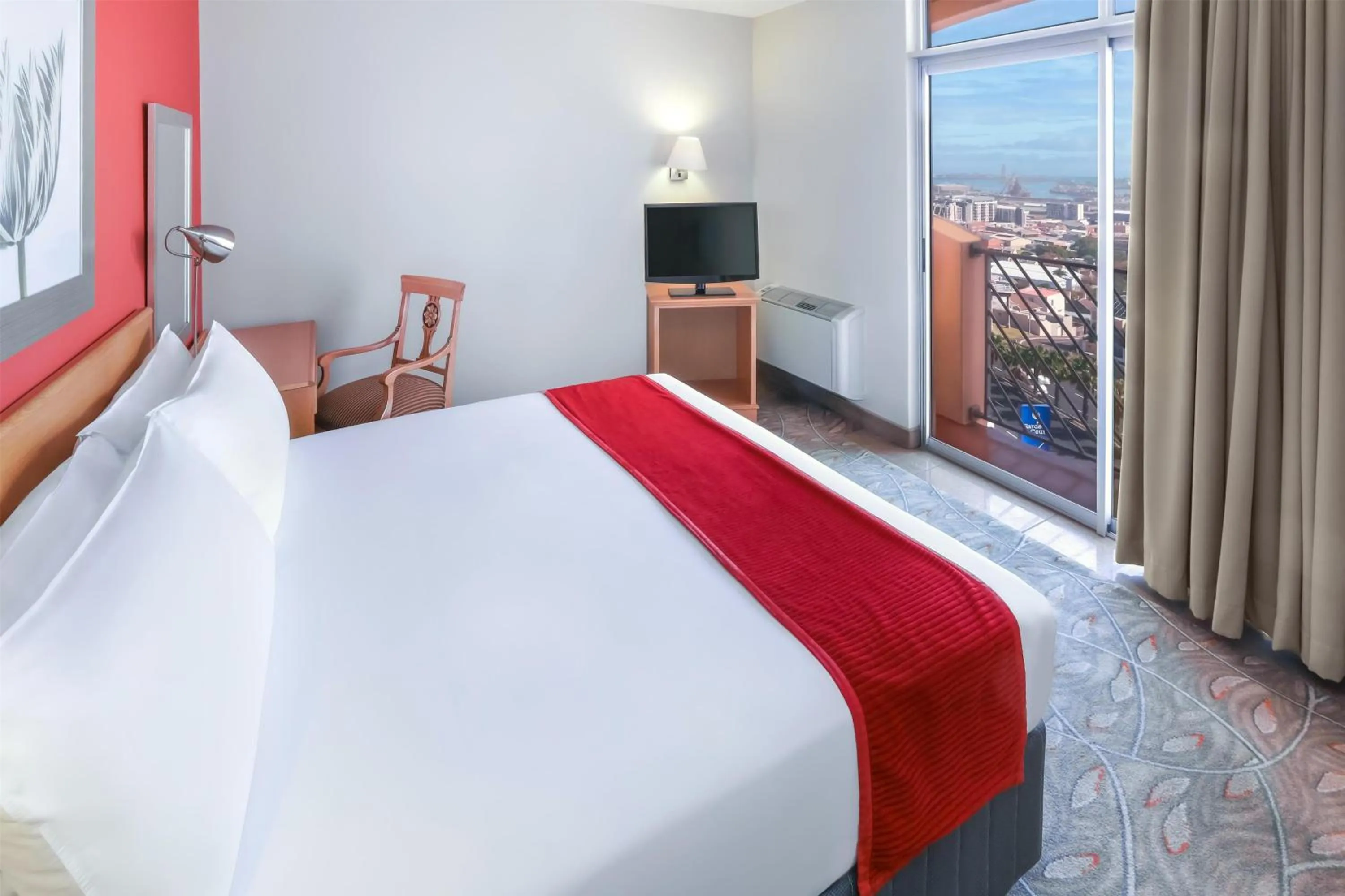 Bedroom, Bed in Garden Court Nelson Mandela Boulevard