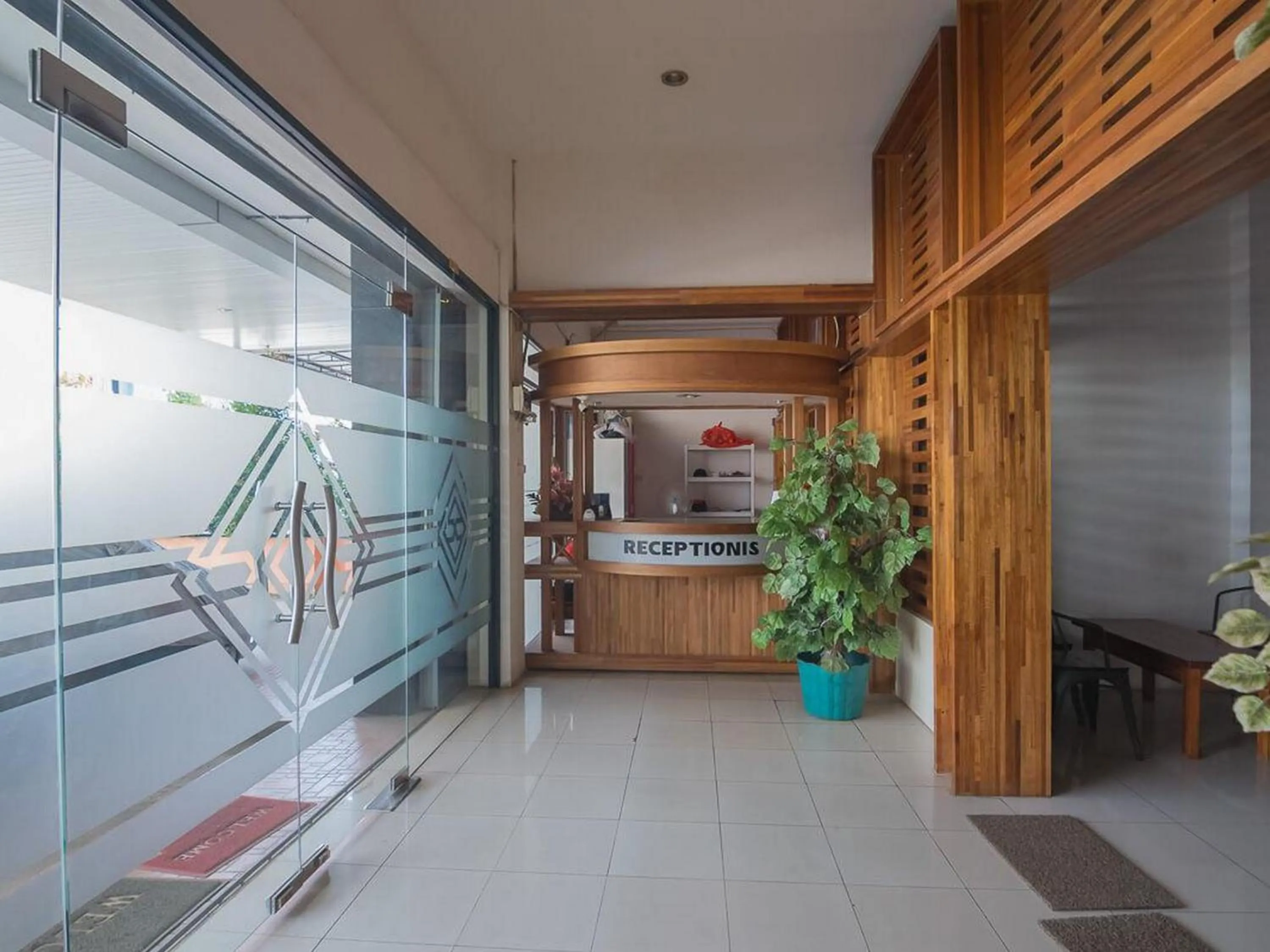 Lobby or reception in RedDoorz near Gajah Mada Pontianak