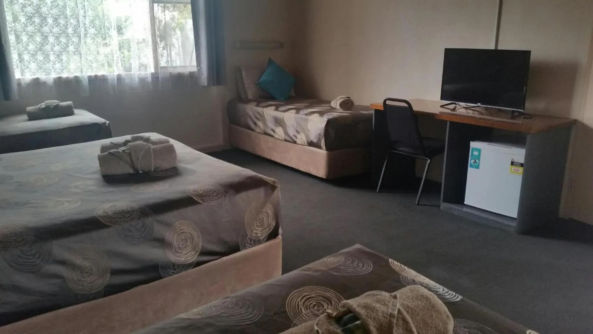 Bedroom, Bed in Copper City Motel