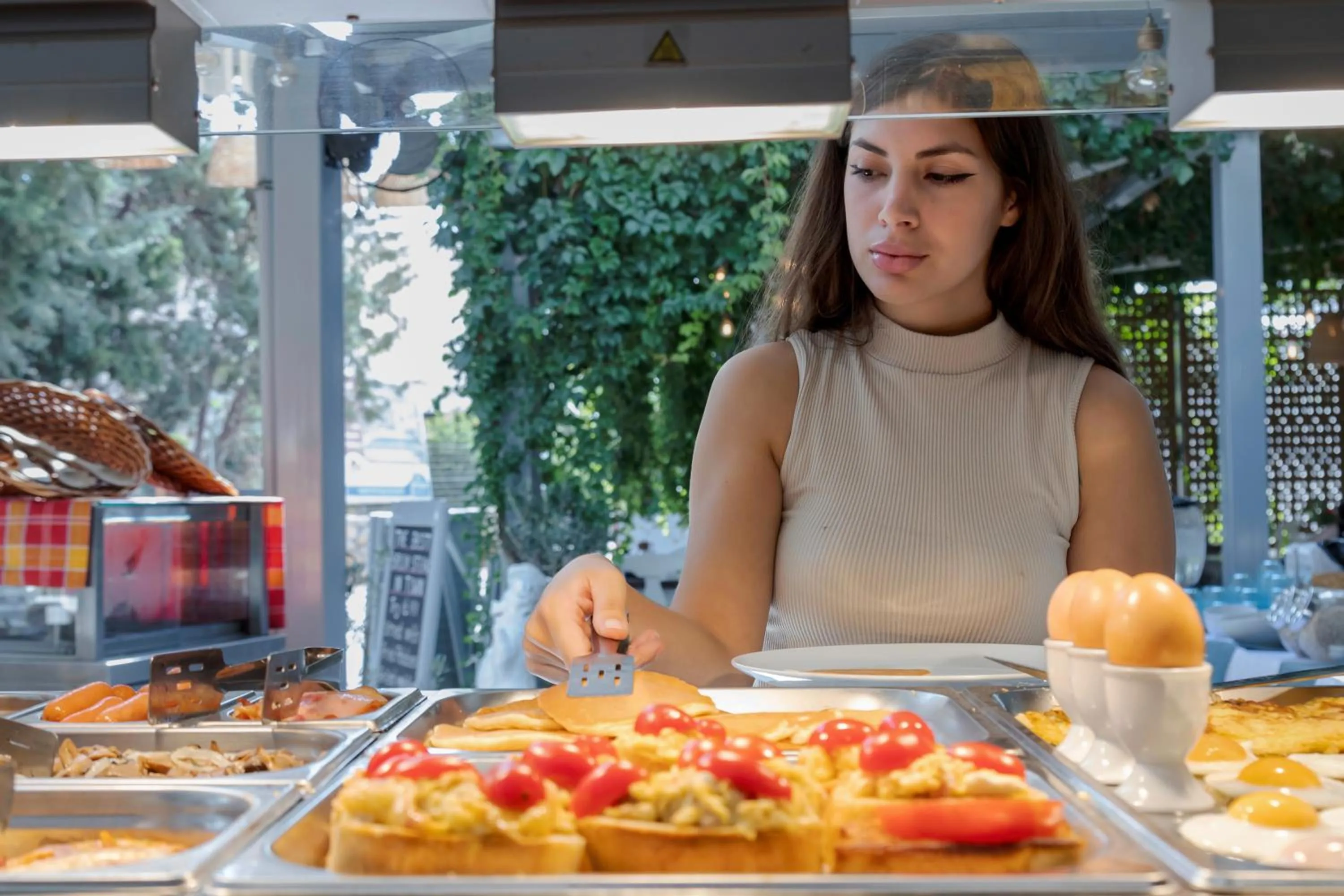 Breakfast in Camelot Royal Beds by Estia
