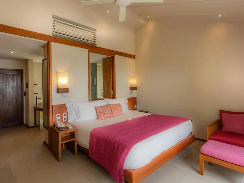 Bed in Centara Ras Fushi Resort & Spa Maldives - Stay 4 nights or more and enjoy 50 percent off Speedboat transfers, valid for stays from 6 Apr to 30 Sep 2026