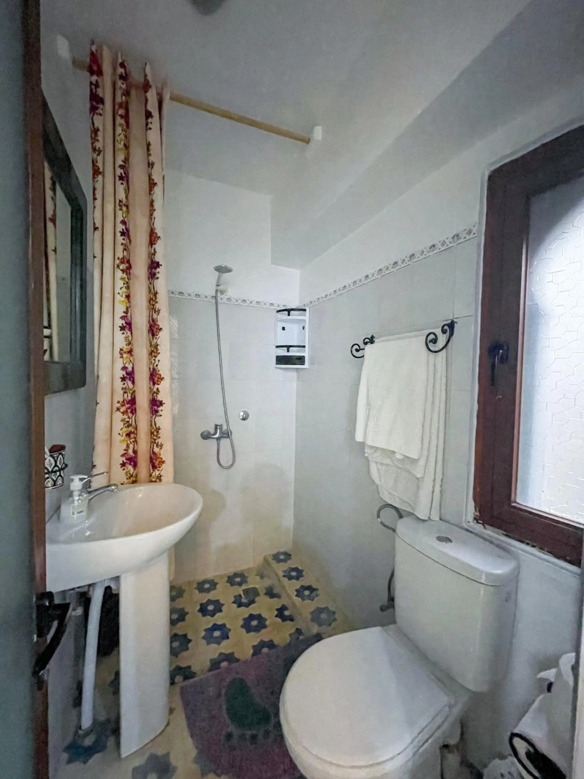 Bathroom in Hôtel Koutoubia