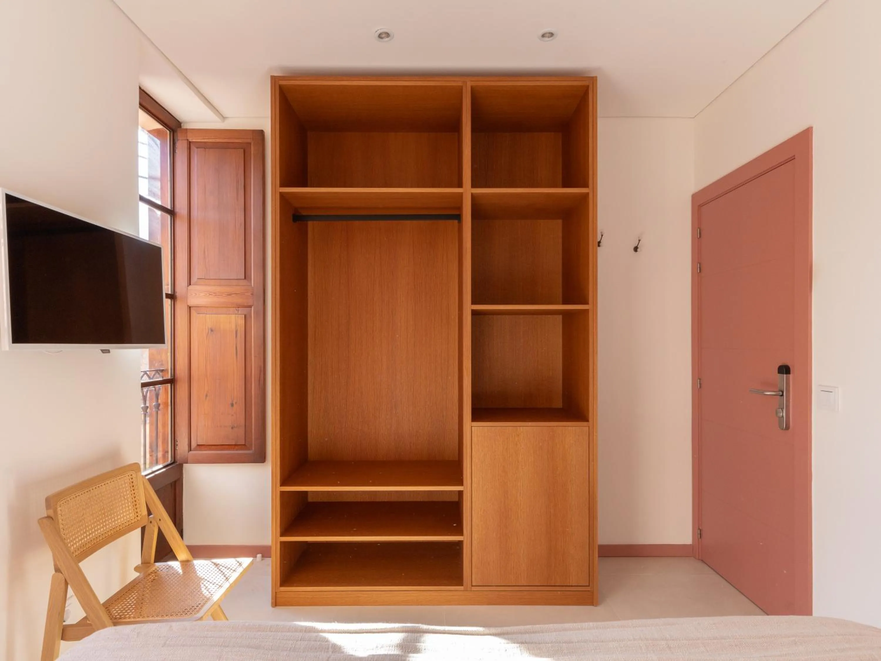 wardrobe in Marton Turisme de Interior