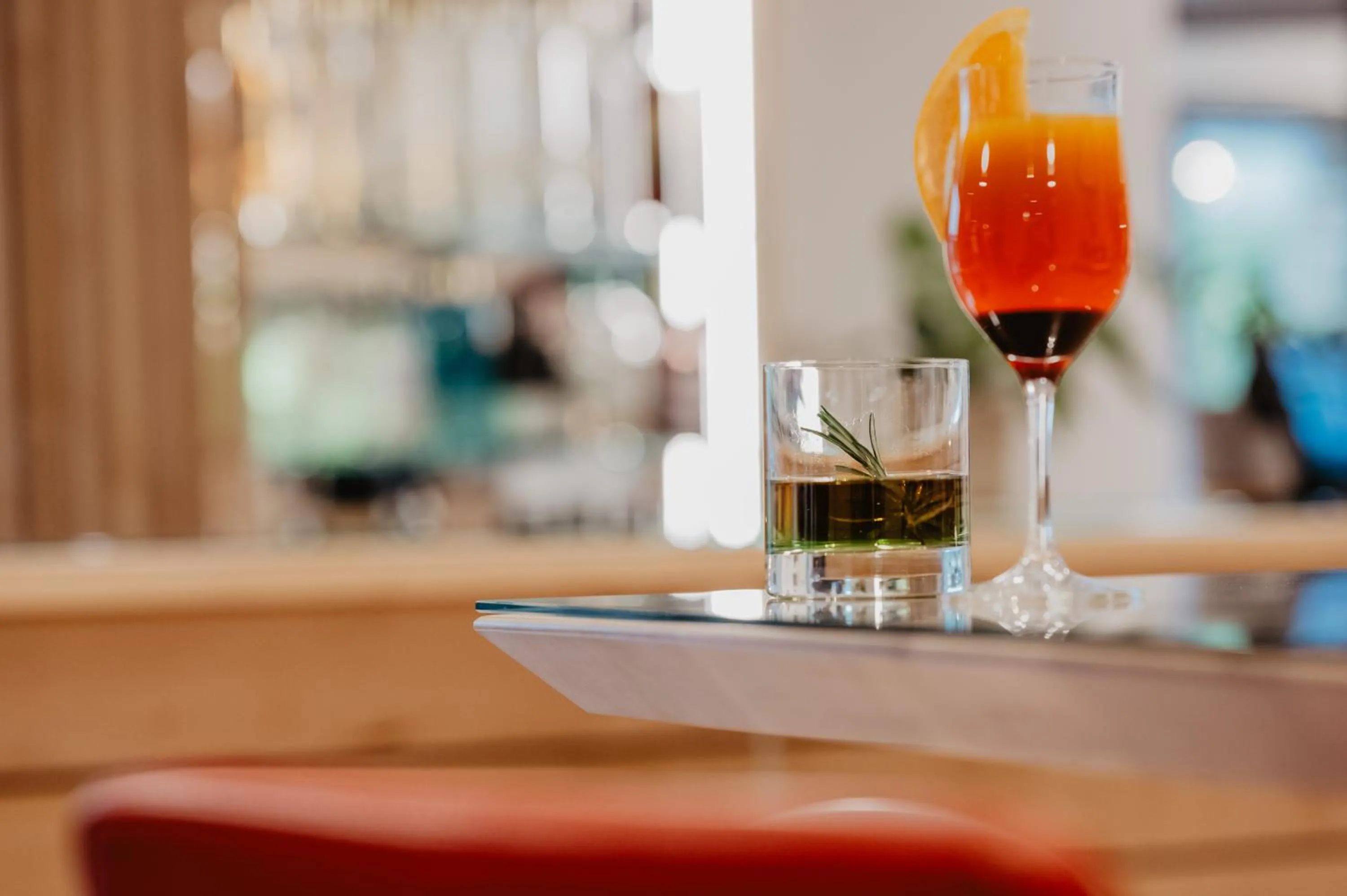 Lounge or bar in Walhalla Hotel Regensburg Hoeferer 4 Sterne Superior