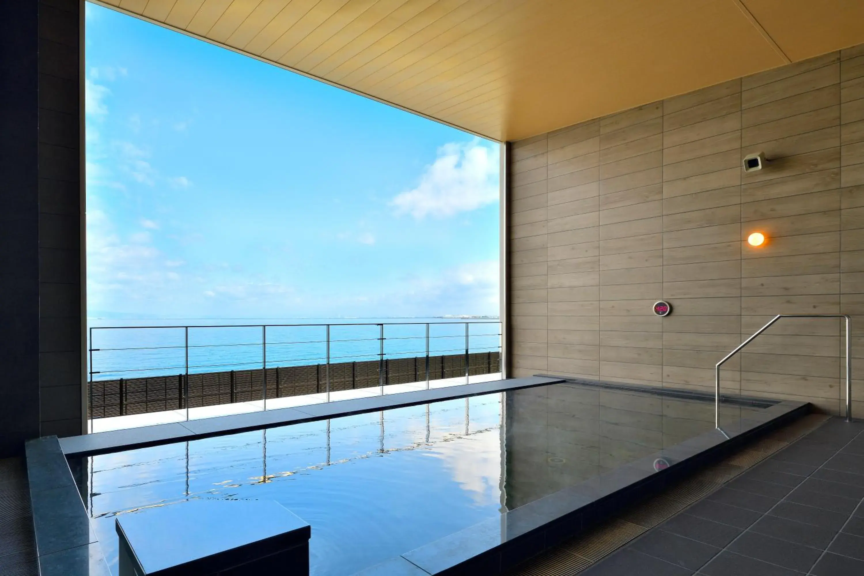 Twin Room with Extra Bed - single occupancy in Henn na Resort & Spa Kansai Airport - former Henn na Hotel Kansai Airport Twin Room with Extra Bed - single occupancy in Henn na Resort & Spa Kansai Airport - former Henn na Hotel Kansai Airport