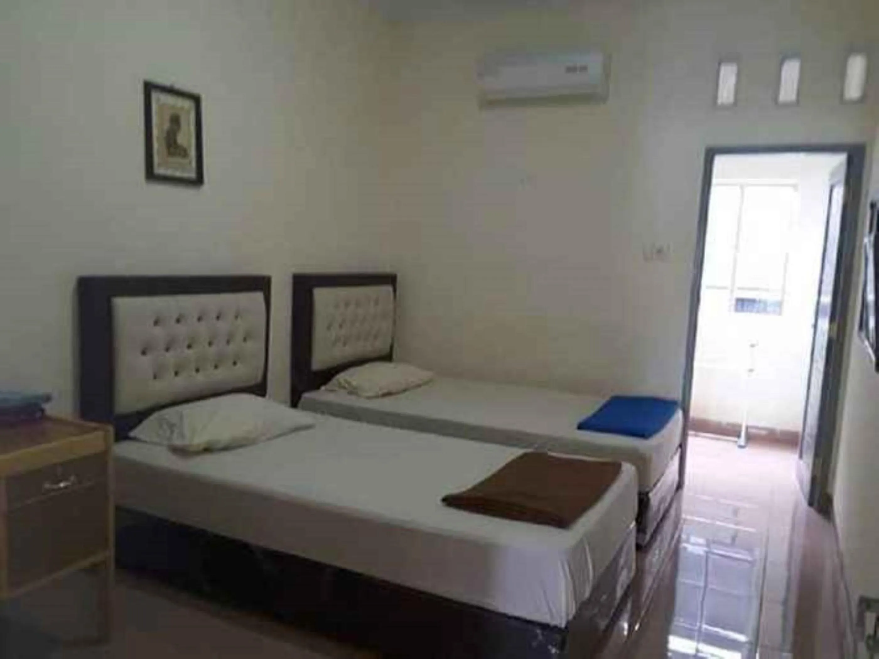 Photo of the whole room, Bed in Penginapan Syariah