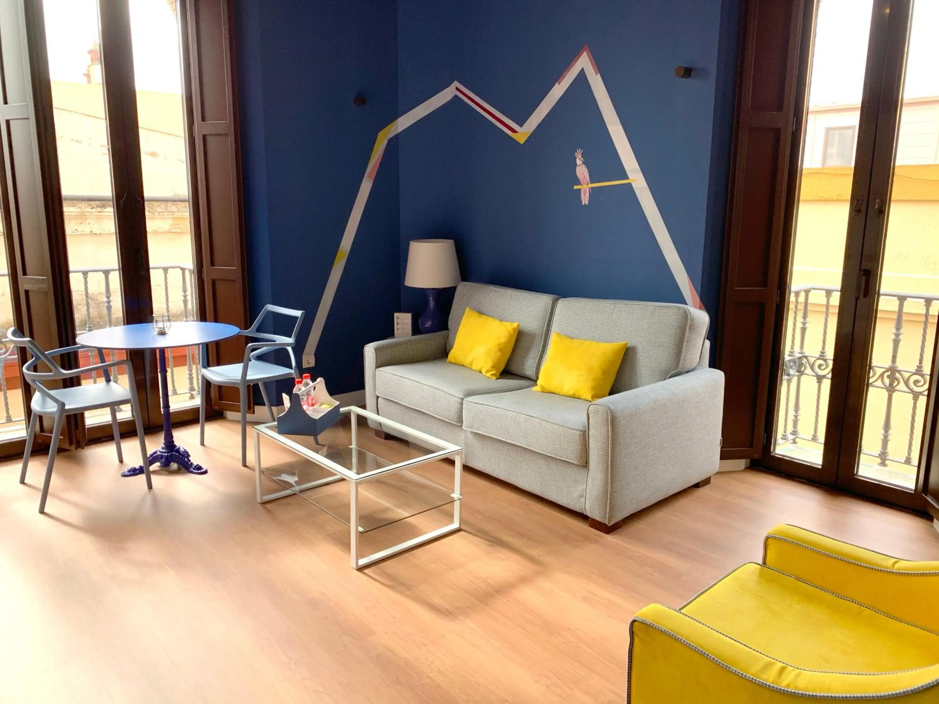 Living room in Ritual Sevilla Suites Centro